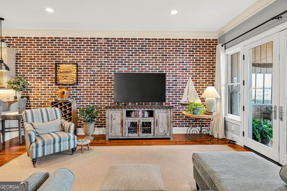 2 bedroom, 2 bathroom, 1,777 sq ft condominium for sale at 107 Broad Street C, Darien, GA 31305 — photo 7
