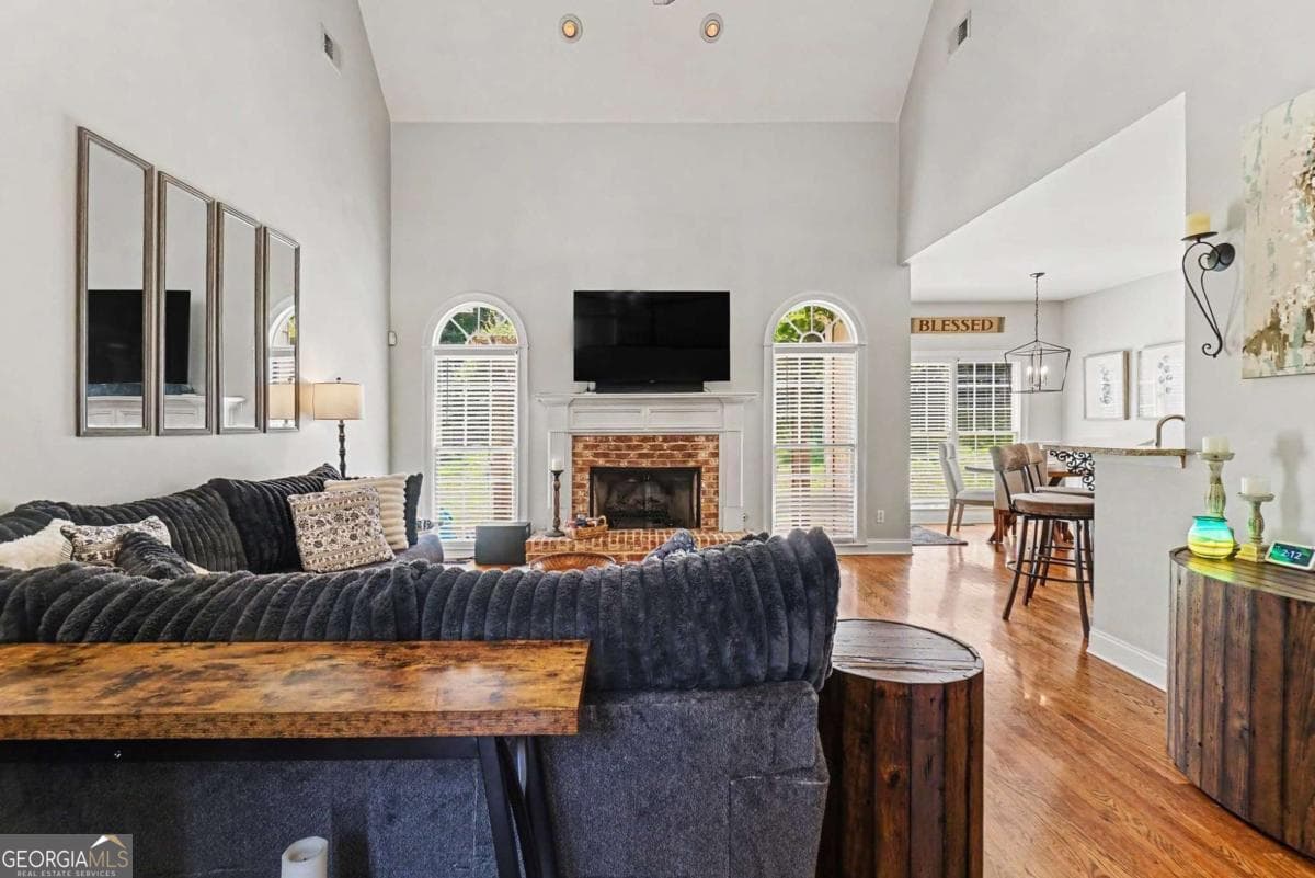 5 bedroom, 3 bathroom, 2,282 sq ft single family residence for sale at 3 Willow Trace, Cartersville, GA 30120 — photo 7