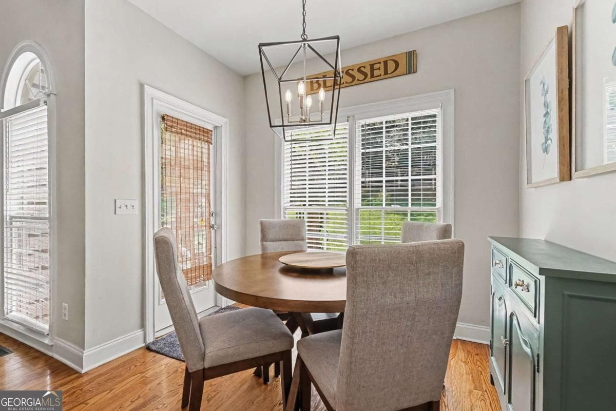 5 bedroom, 3 bathroom, 2,282 sq ft single family residence for sale at 3 Willow Trace, Cartersville, GA 30120 — photo 10