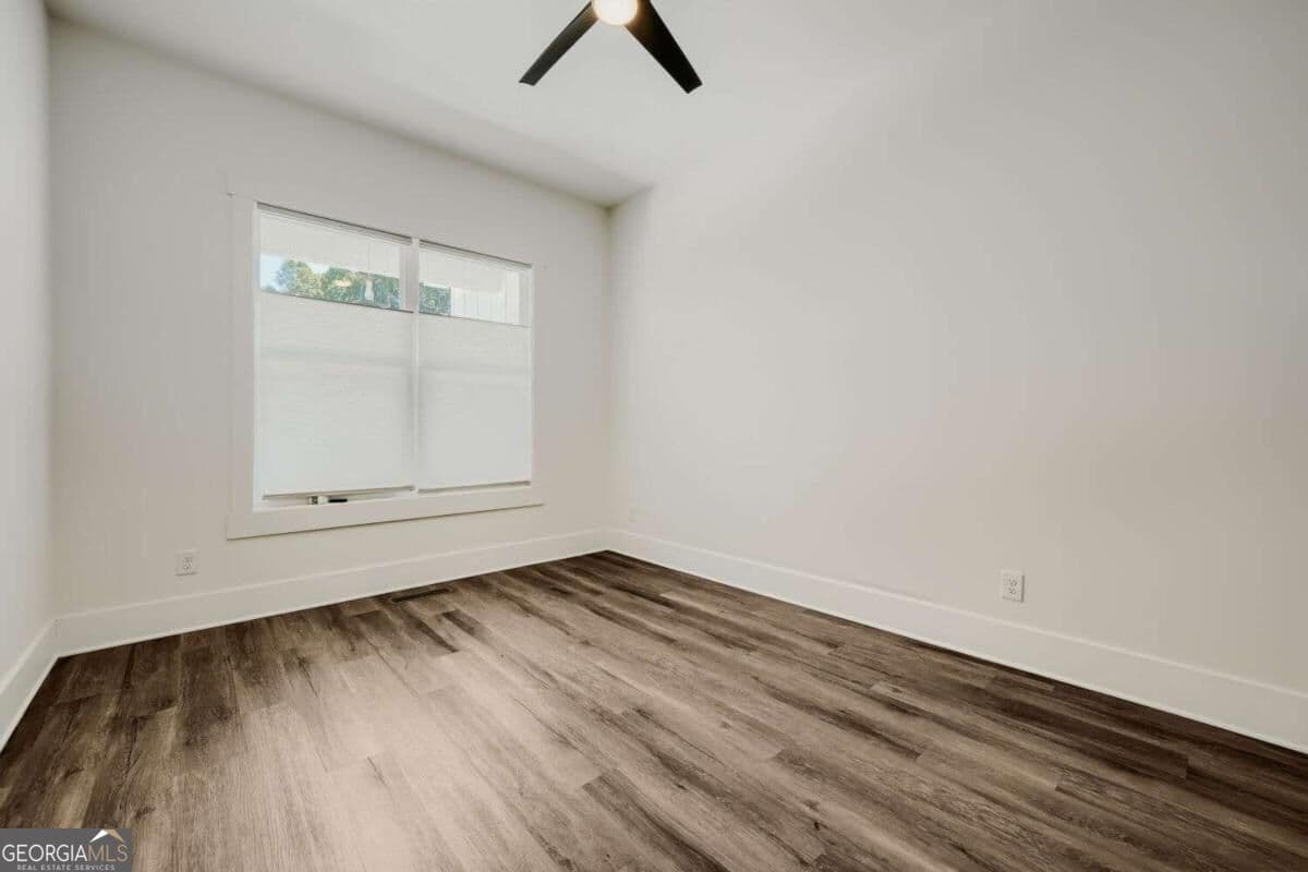 5 bedroom, 3.5 bathroom, 2,887 sq ft single family residence for sale at 84 Timber Walk, Dawsonville, GA 30534 — photo 9