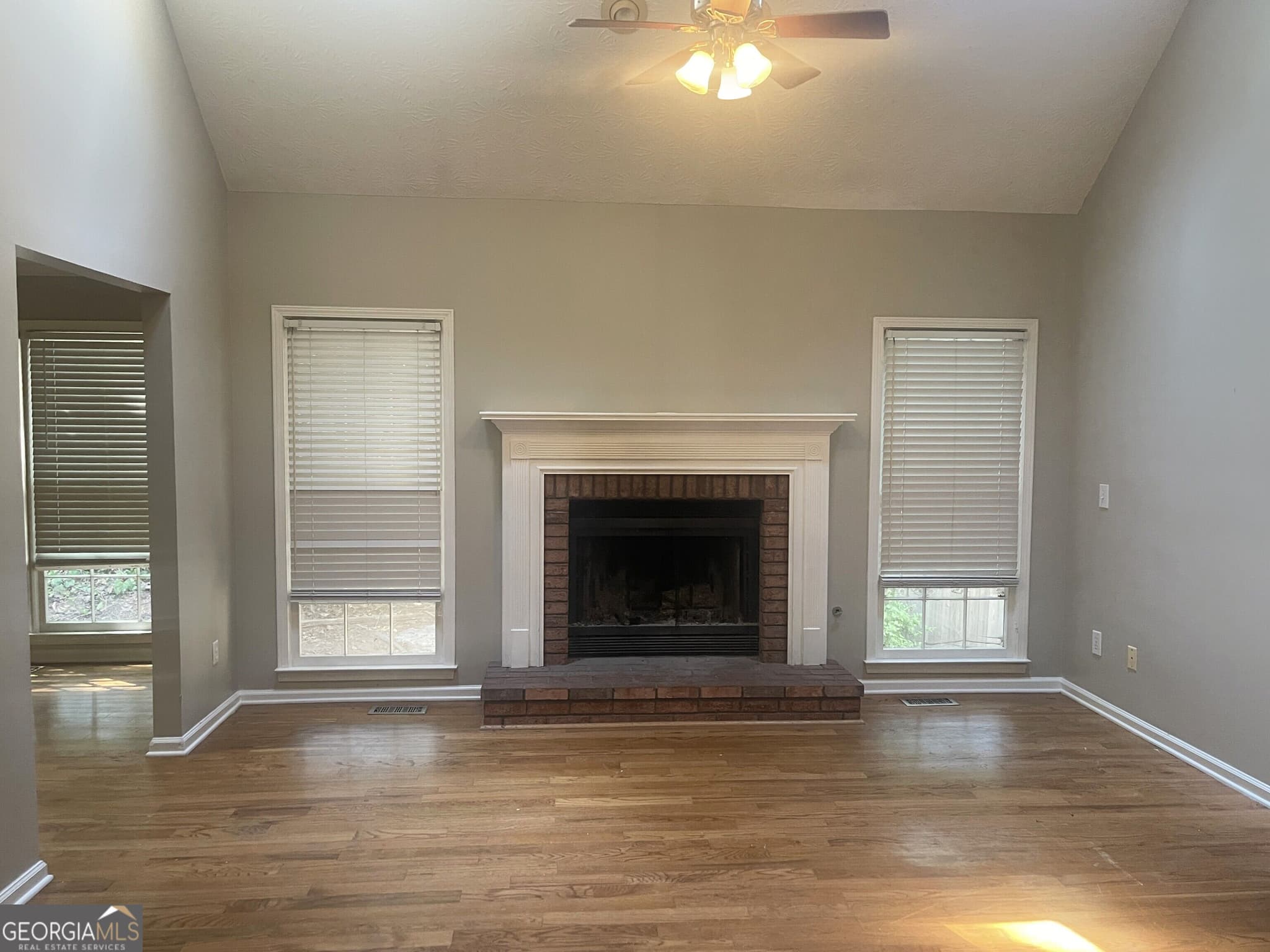 4 bedroom, 3.5 bathroom, 2,274 sq ft single family residence for sale at 1347 Velvet Creek Way, Marietta, GA 30008 — photo 8