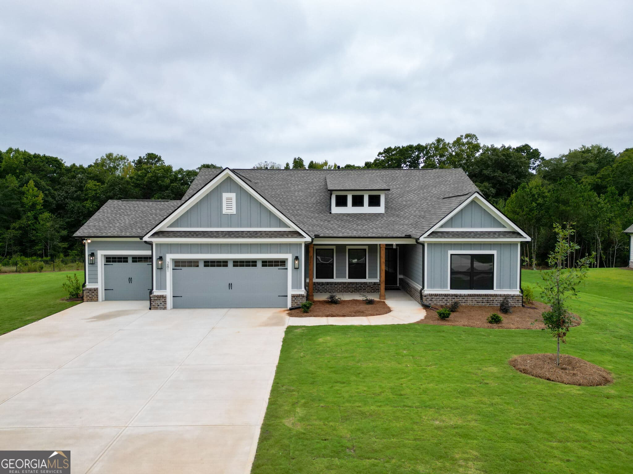 4 bedroom, 3 bathroom, 2,188 sq ft single family residence for sale at 281 Weslyn Drive, Social Circle, GA 30025 — photo 2