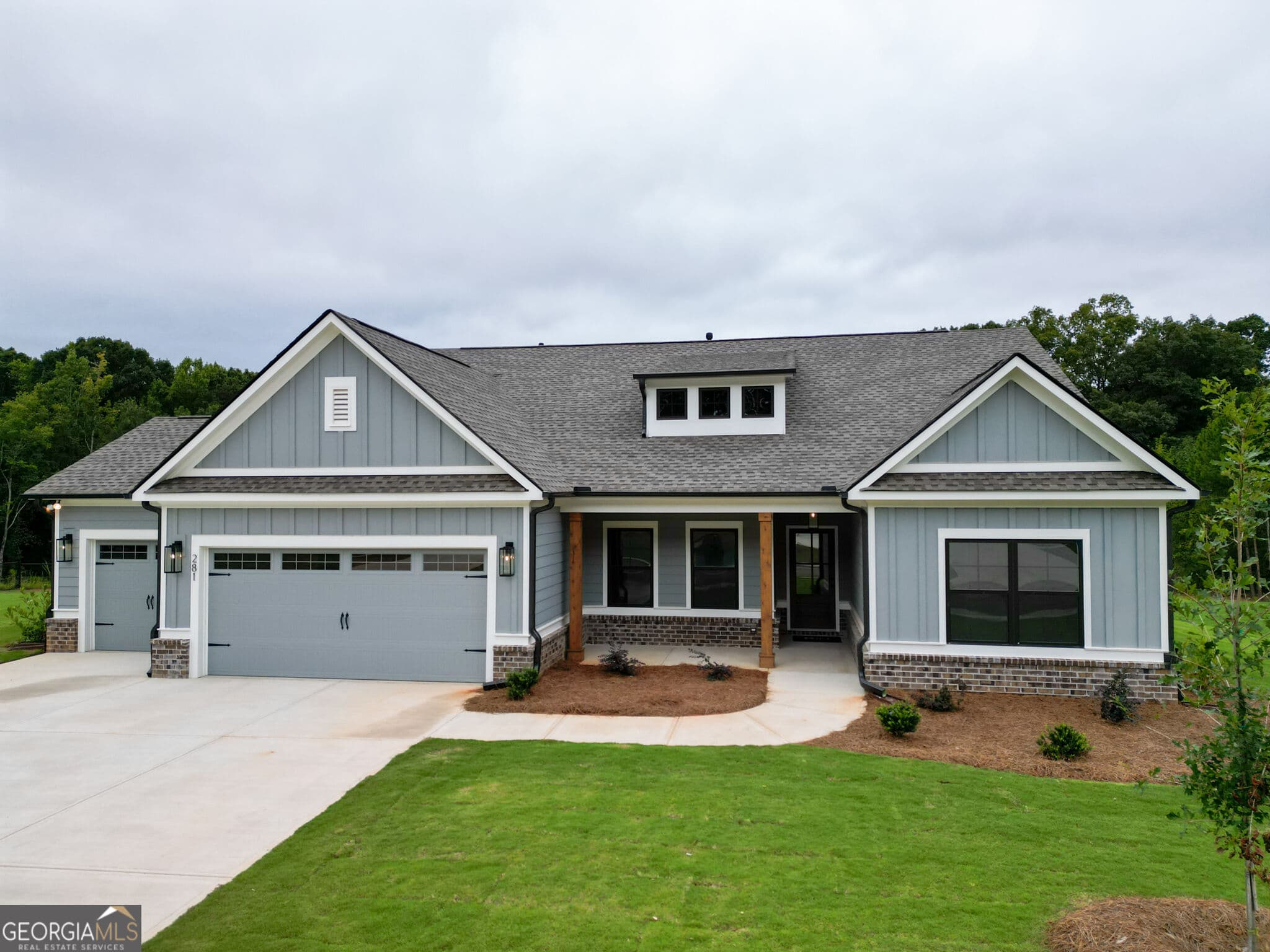 4 bedroom, 3 bathroom, 2,188 sq ft single family residence for sale at 281 Weslyn Drive, Social Circle, GA 30025 — photo 4