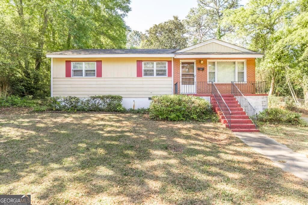 3 bedroom, 1 bathroom, 1,050 sq ft single family residence for sale at 1464 Canterbury Road, Macon, GA 31206 — photo 4