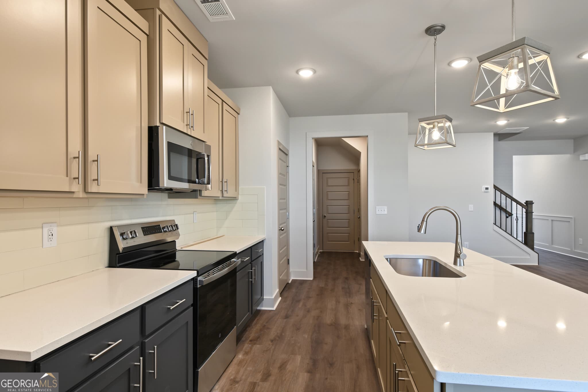 4 bedroom, 2.5 bathroom, 1,909 sq ft townhouse for sale at 4349 Fern River Bend 31, Norcross, GA 30093 — photo 9