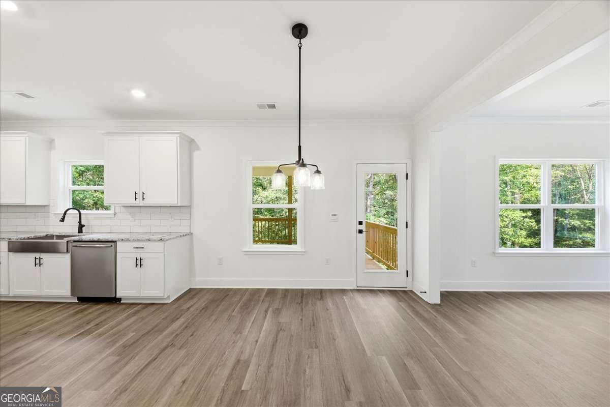 5 bedroom, 3.5 bathroom, 3,007 sq ft single family residence for sale at 5325 Vinci Place, Douglasville, GA 30135 — photo 10