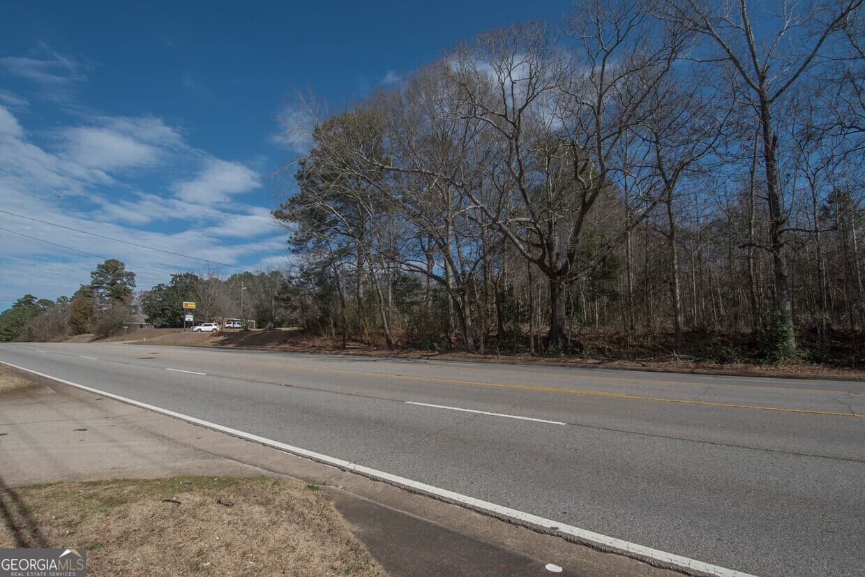 commercial for sale at 828 New Franklin Road, Lagrange, GA 30240 — photo 4