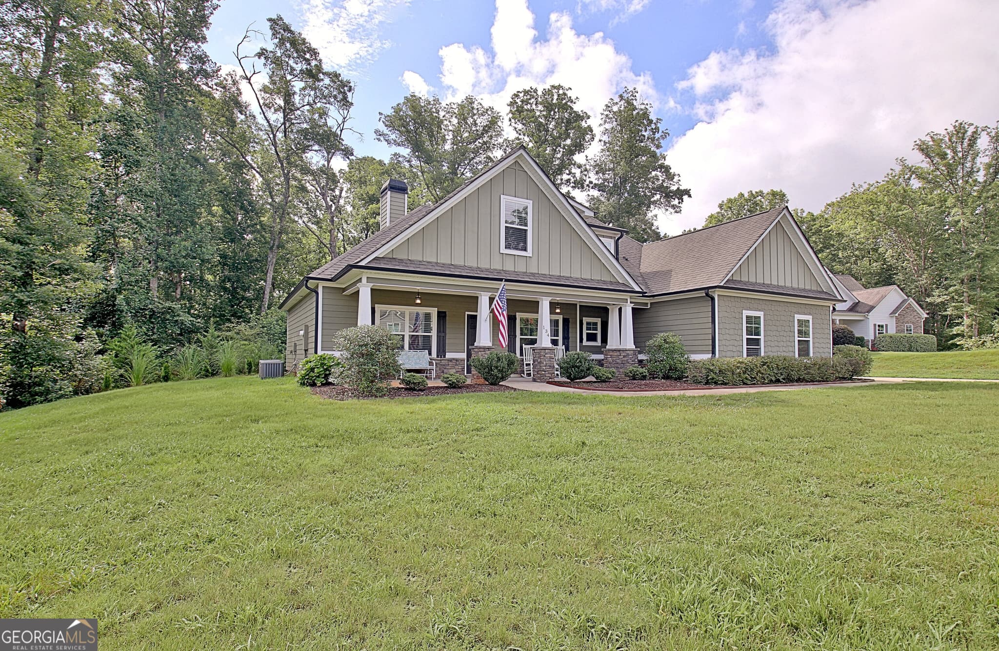4 bedroom, 3 bathroom, 2,431 sq ft single family residence for sale at 134 Old Bailey Farms Drive, Senoia, GA 30276 — photo 3