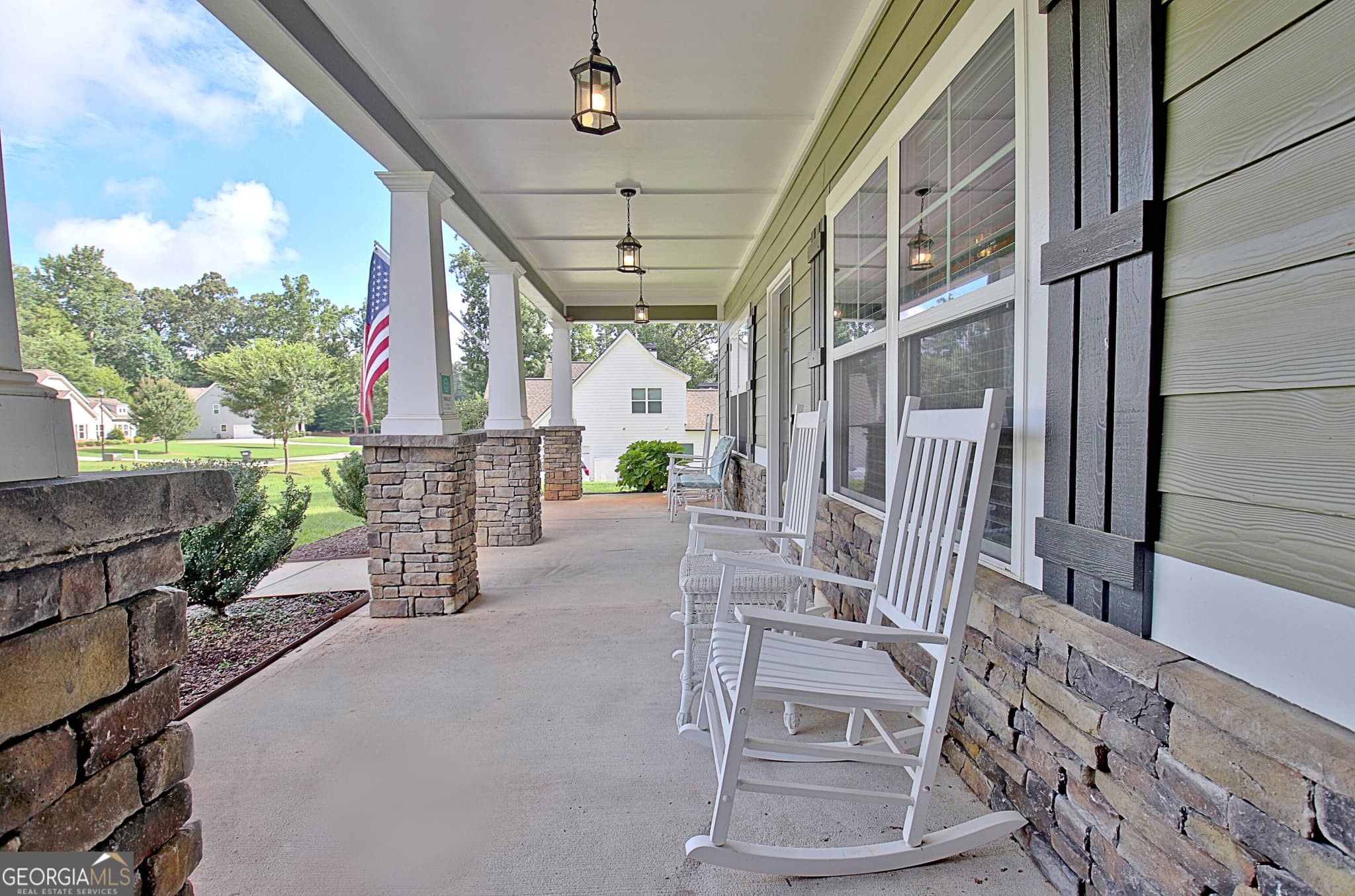 4 bedroom, 3 bathroom, 2,431 sq ft single family residence for sale at 134 Old Bailey Farms Drive, Senoia, GA 30276 — photo 10