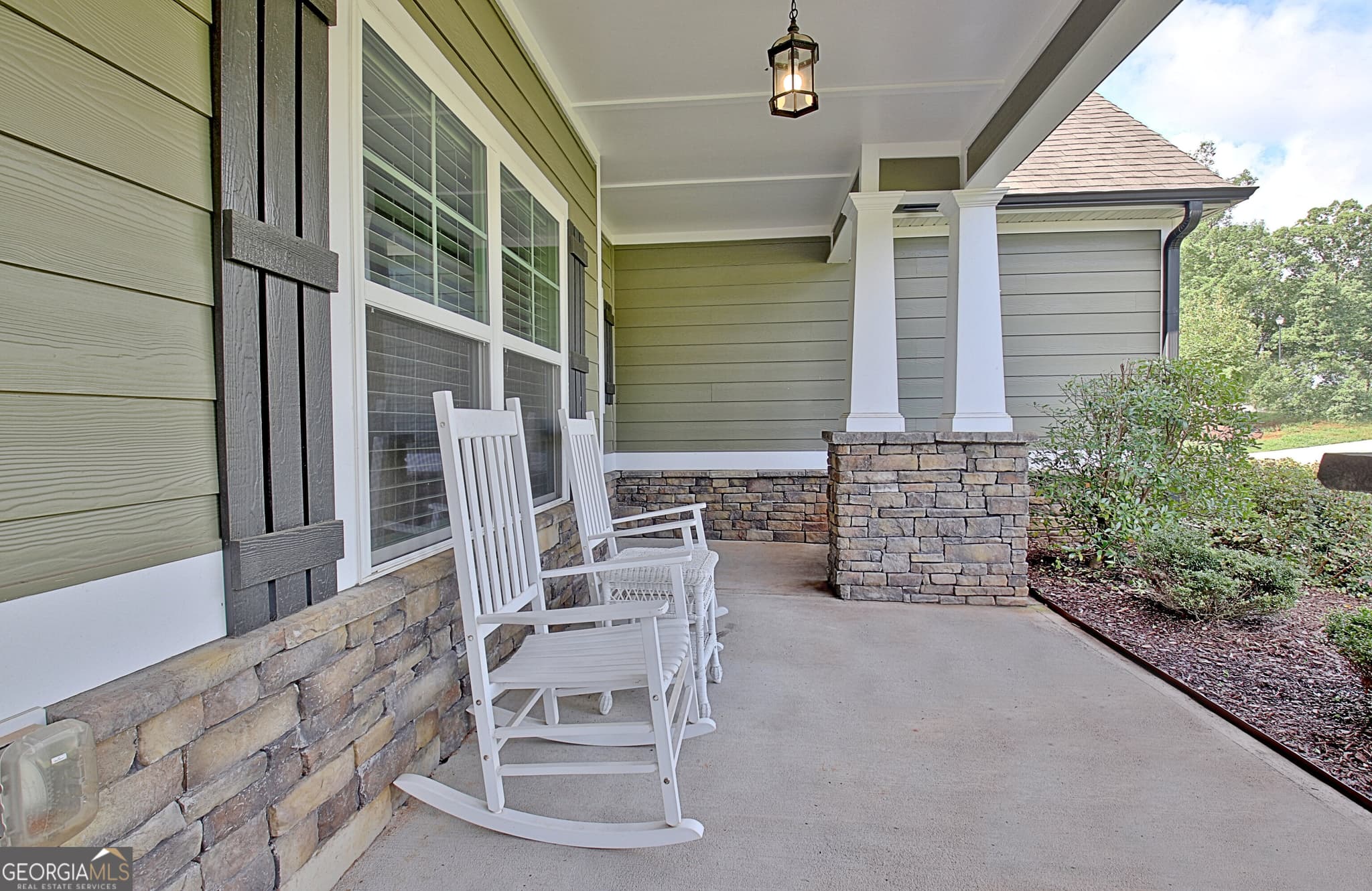 4 bedroom, 3 bathroom, 2,431 sq ft single family residence for sale at 134 Old Bailey Farms Drive, Senoia, GA 30276 — photo 8