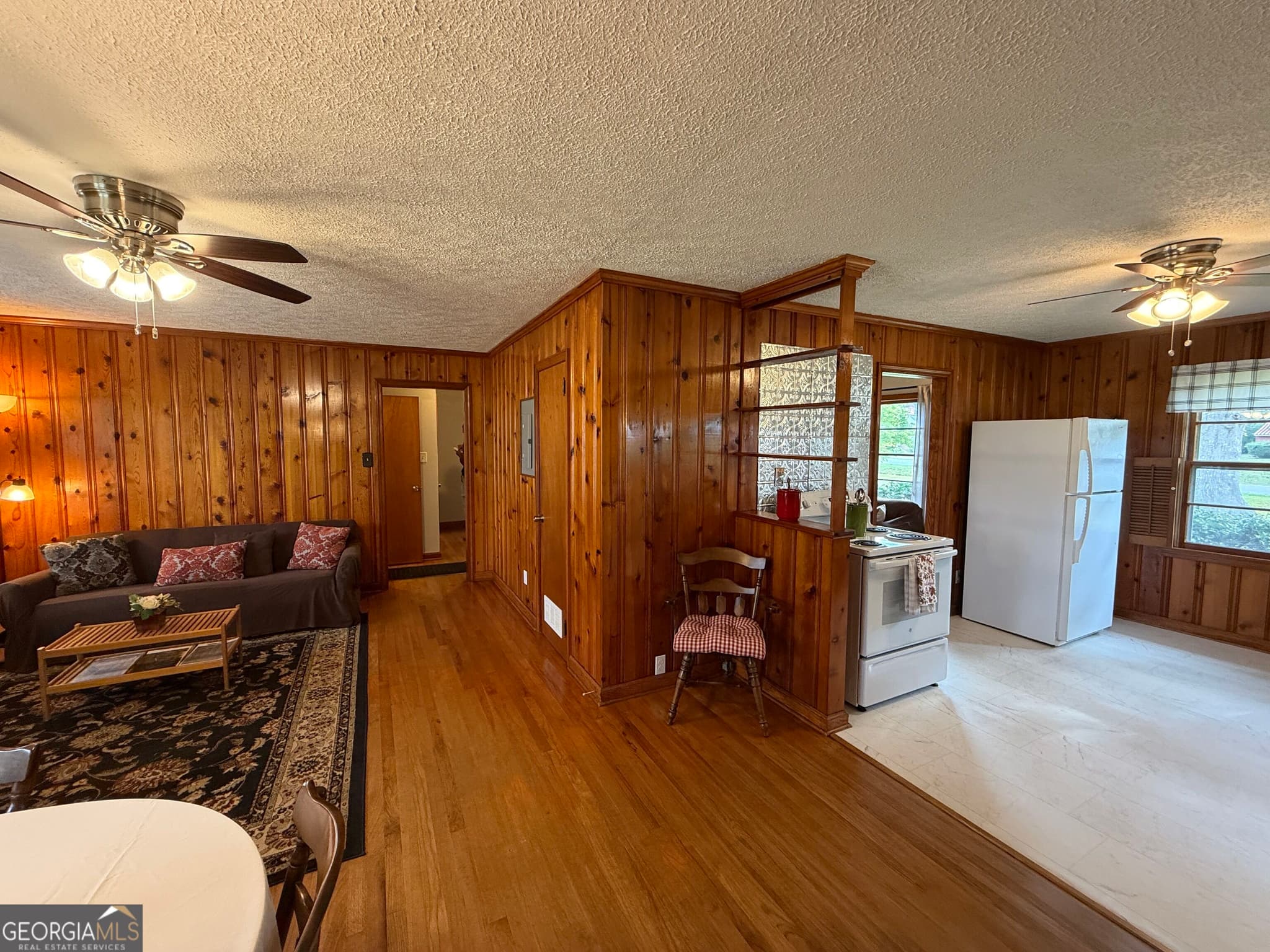 2 bedroom, 1 bathroom, 1,176 sq ft single family residence under contract at 838 Berkshire Drive, Washington, GA 30673 — photo 10