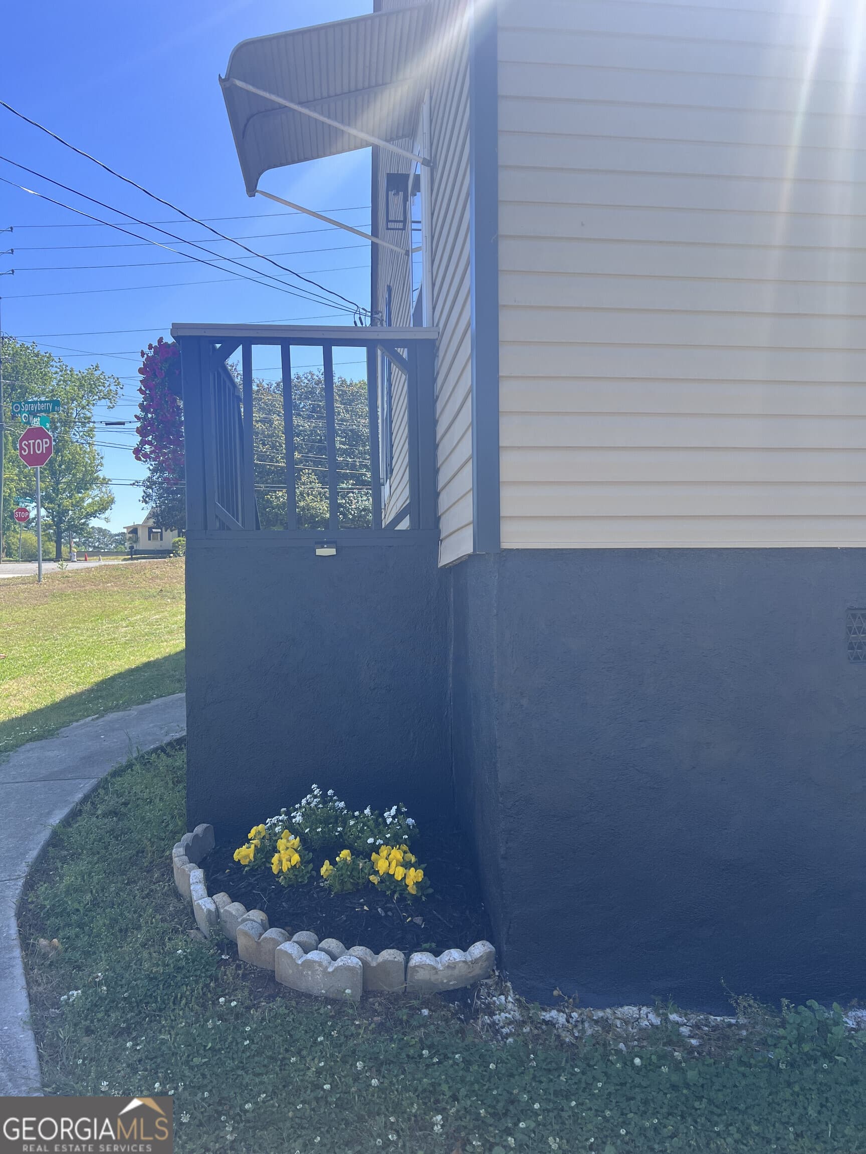 3 bedroom, 1.5 bathroom, 1,018 sq ft single family residence for sale at 104 Sprayberry Road, Newnan, GA 30263 — photo 6