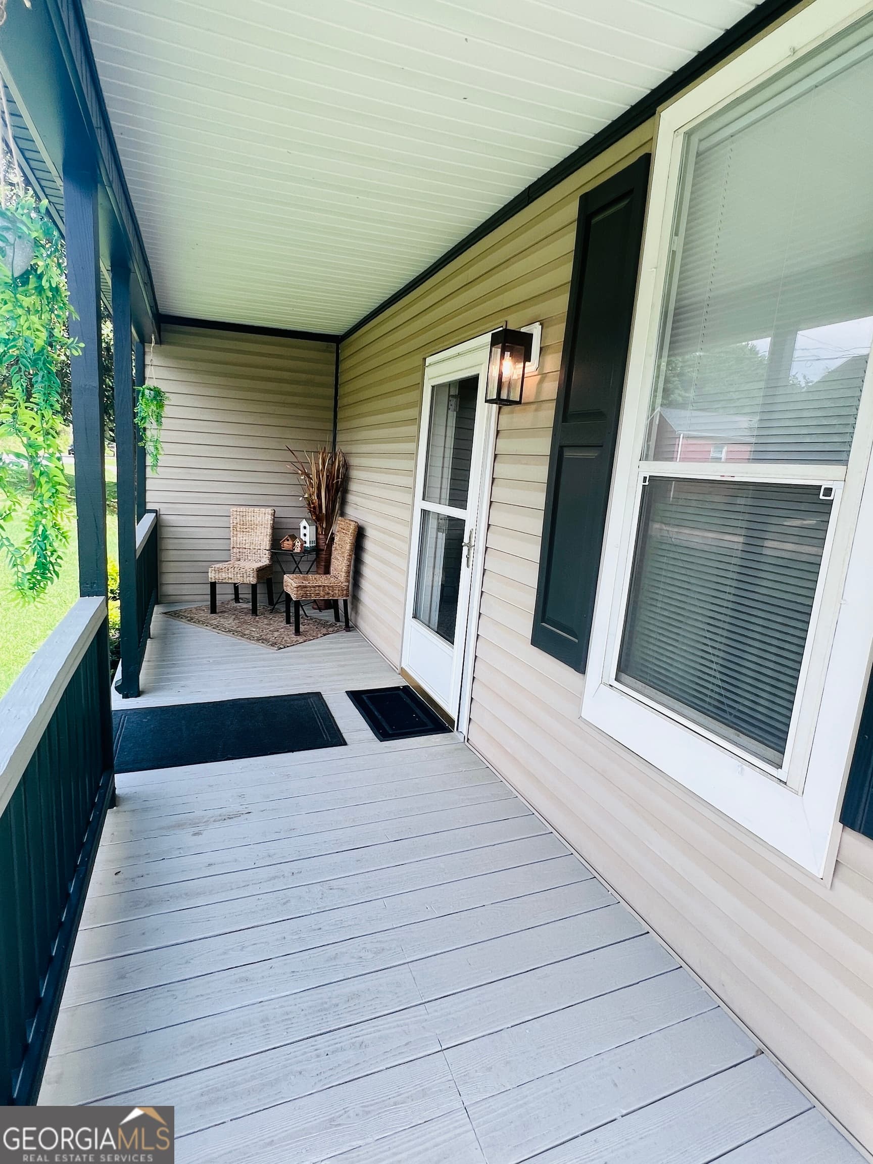 3 bedroom, 1.5 bathroom, 1,018 sq ft single family residence for sale at 104 Sprayberry Road, Newnan, GA 30263 — photo 3