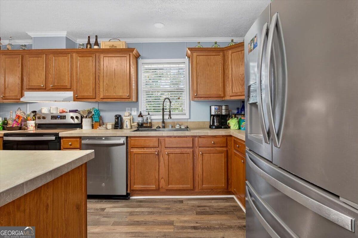 3 bedroom, 2 bathroom, 2,016 sq ft manufactured home,single family residence for sale at 403 Gravely Road, Calhoun, GA 30701 — photo 10