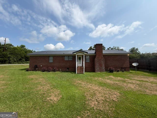 3 bedroom, 3 bathroom, 1,764 sq ft single family residence for sale at 287 S Whitehead Street, Warrenton, GA 30828 — photo 7