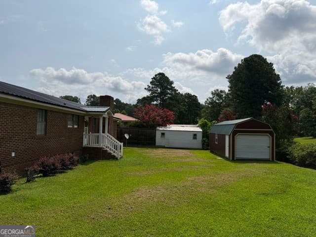3 bedroom, 3 bathroom, 1,764 sq ft single family residence for sale at 287 S Whitehead Street, Warrenton, GA 30828 — photo 4