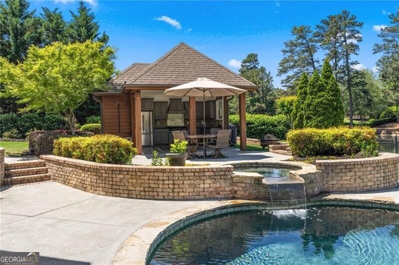 5 bedroom, 6 bathroom, 8,571 sq ft single family residence for sale at 2725 Drayton Hall Drive, Buford, GA 30519 — photo 4