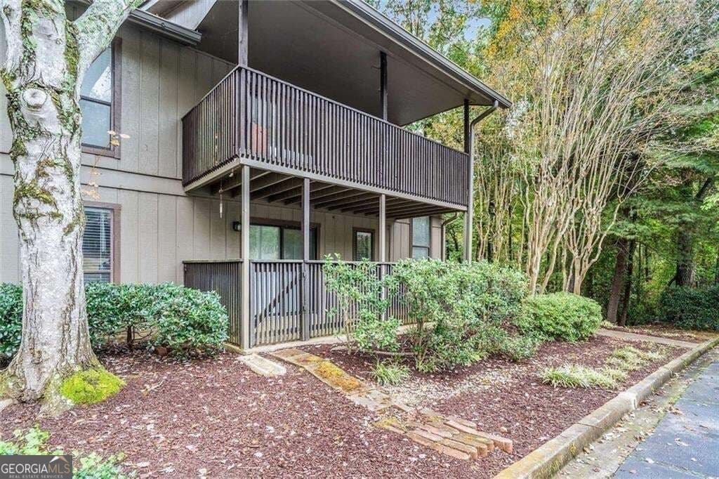 2 bedroom, 2 bathroom, 1,241 sq ft condominium for sale at 1307 Cumberland Court, Smyrna, GA 30080 — photo 9