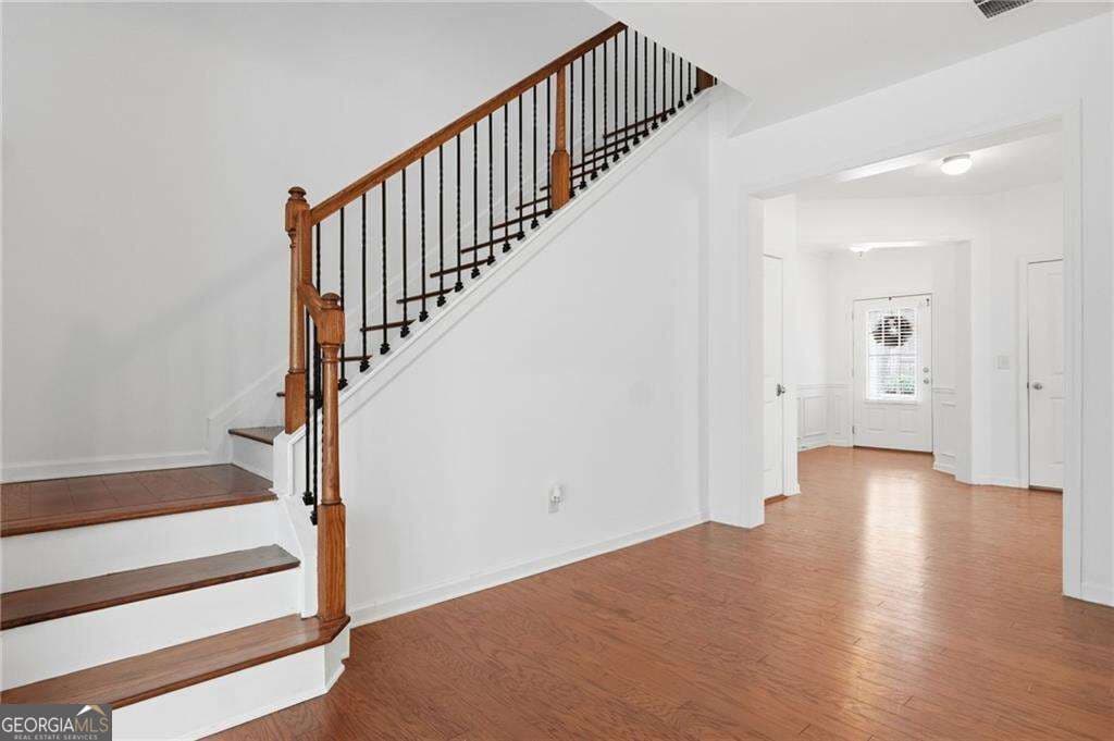 4 bedroom, 3.5 bathroom, 3,507 sq ft single family residence for sale at 4795 Cold Spring Court, Cumming, GA 30041 — photo 7