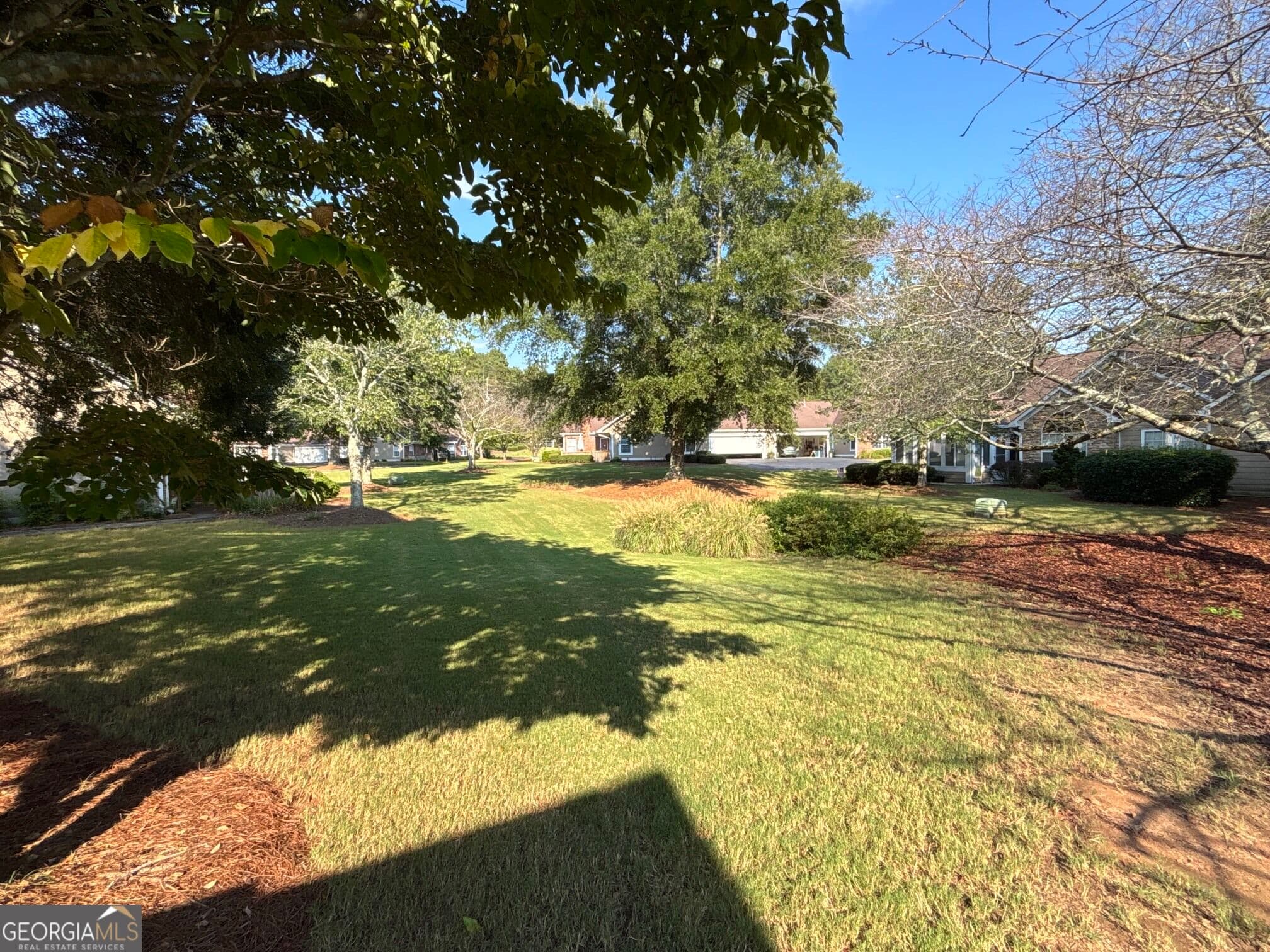 2 bedroom, 2 bathroom, 1,335 sq ft condominium for sale at 1923 Kolb Farm Circle, Marietta, GA 30008 — photo 6