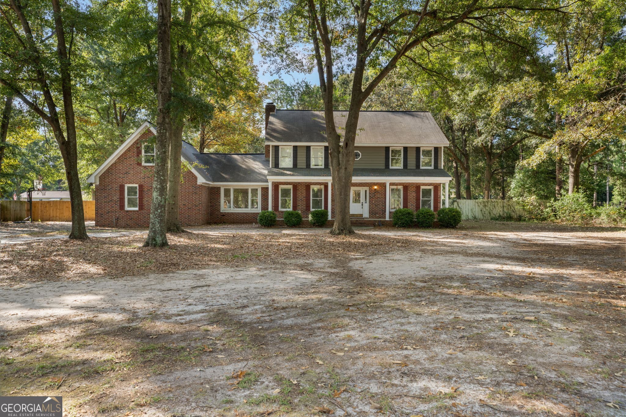 4 bedroom, 3.5 bathroom, 3,035 sq ft single family residence for sale at 124 Quail Run Drive, Warner Robins, GA 31088 — photo 5