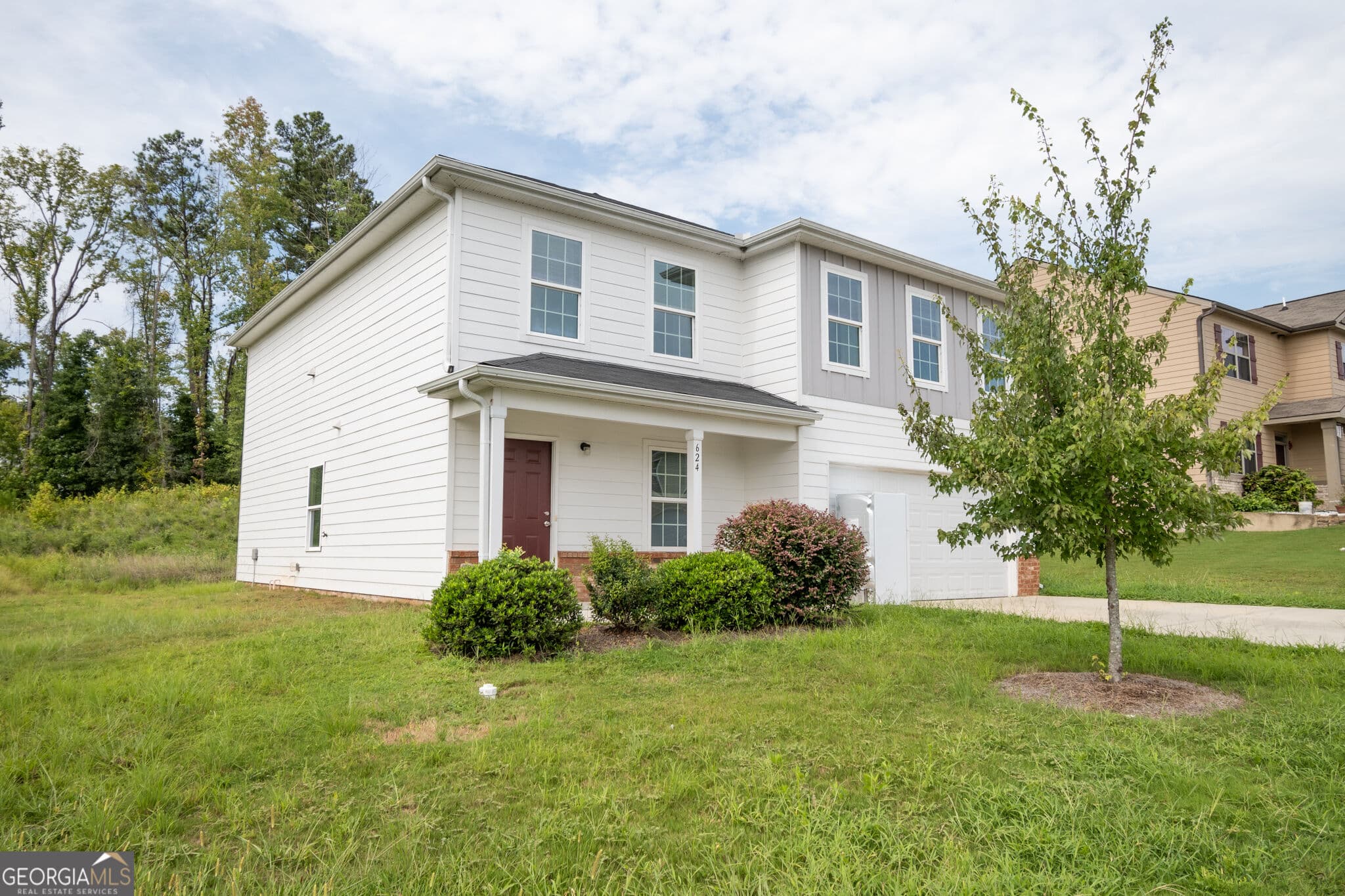 4 bedroom, 2.5 bathroom, 2,341 sq ft single family residence for rent at 624 Canal Street, Jefferson, GA 30549 for $1,900 a month — photo 3
