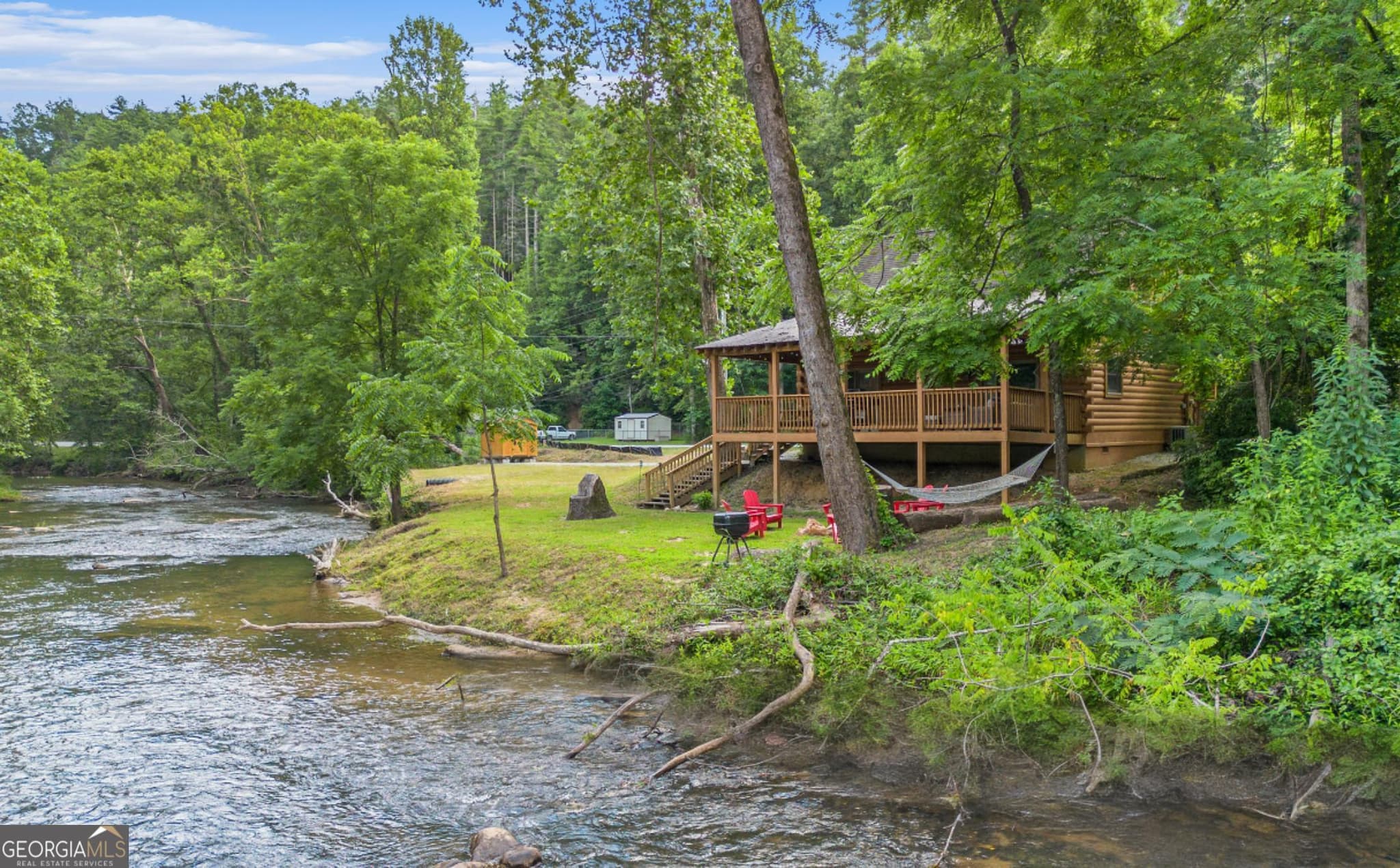 2 bedroom, 2 bathroom, 1,280 sq ft cabin,single family residence for sale at 9139 Old 441, Lakemont, GA 30552 — photo 3