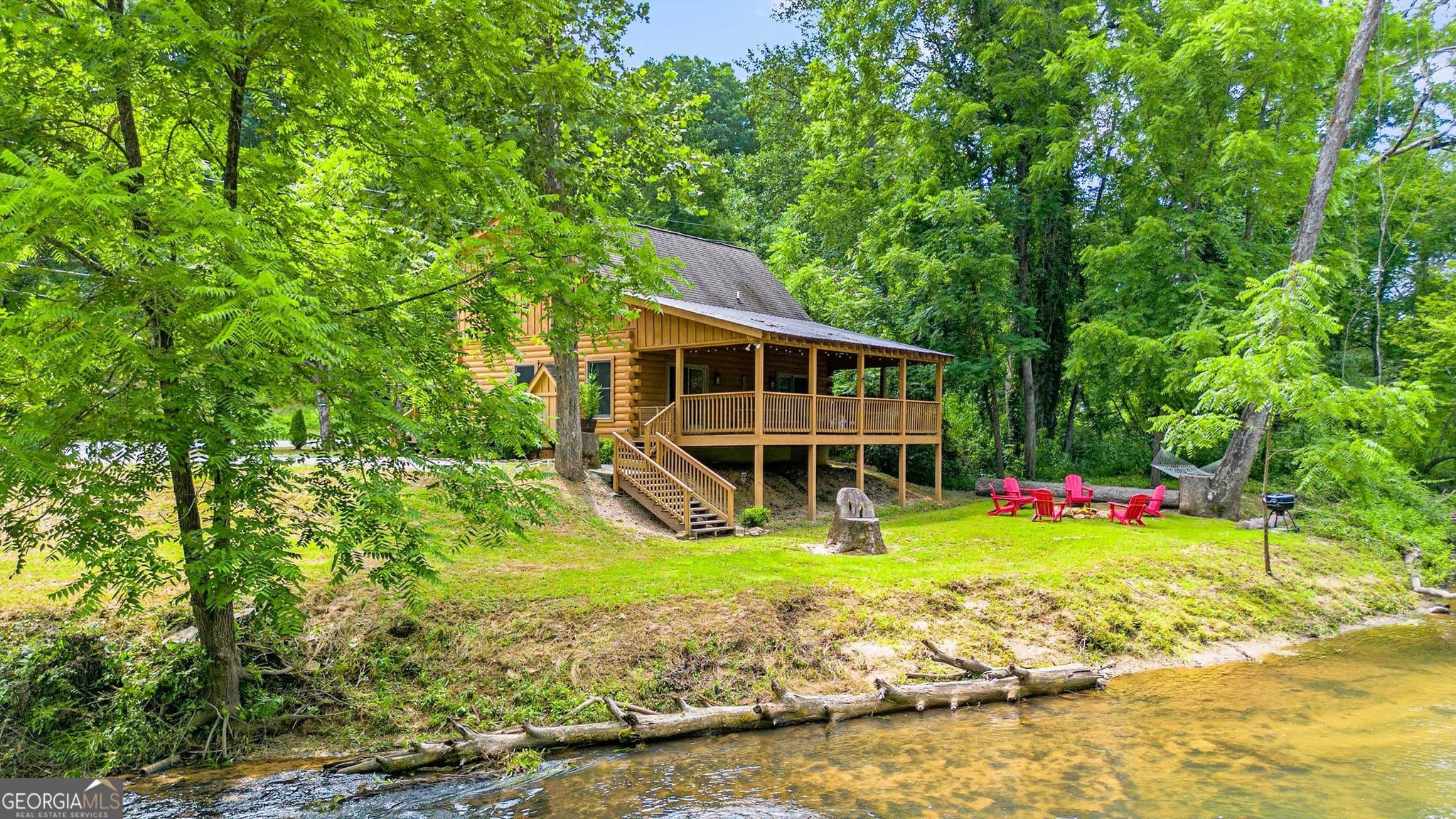 2 bedroom, 2 bathroom, 1,280 sq ft cabin,single family residence for sale at 9139 Old 441, Lakemont, GA 30552 — photo 4