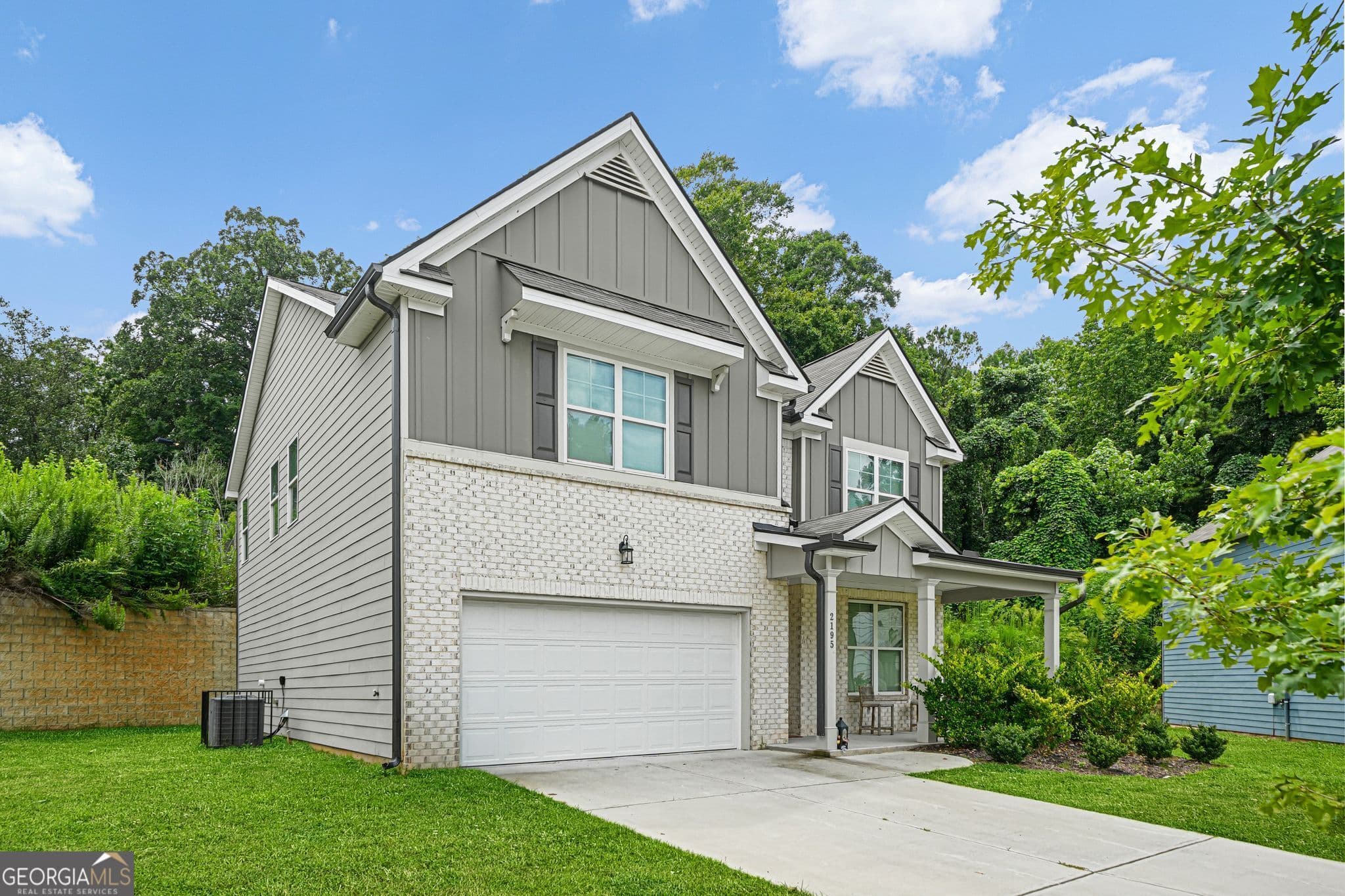 4 bedroom, 2.5 bathroom, 2,536 sq ft single family residence for rent at 2195 Cormac Street, East Point, GA 30344 for $3,500 a month — photo 2