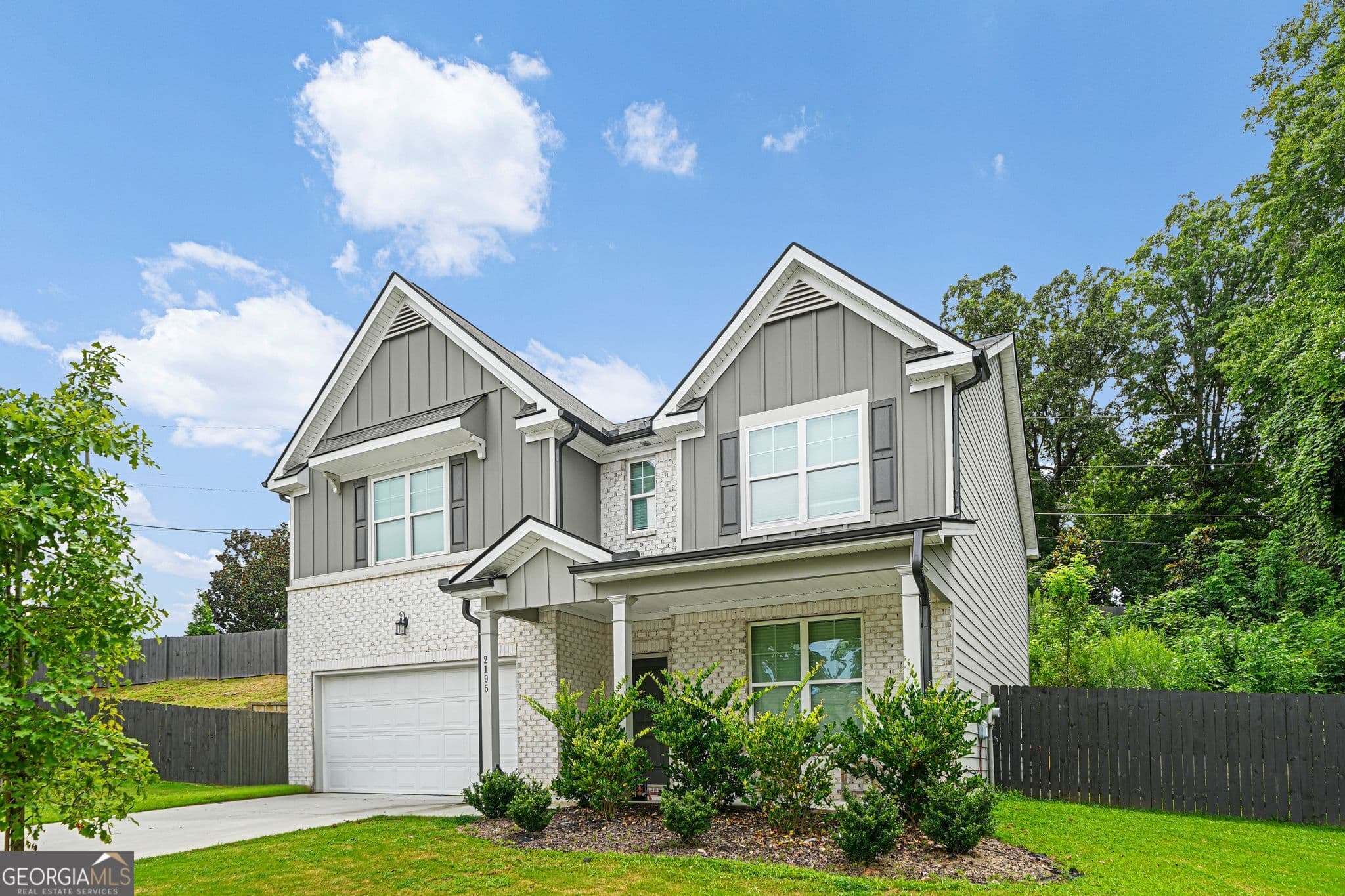 4 bedroom, 2.5 bathroom, 2,536 sq ft single family residence for rent at 2195 Cormac Street, East Point, GA 30344 for $3,500 a month — photo 5
