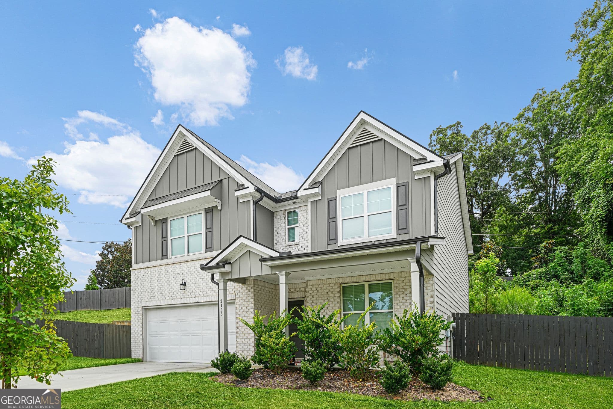 4 bedroom, 2.5 bathroom, 2,536 sq ft single family residence for rent at 2195 Cormac Street, East Point, GA 30344 for $3,500 a month — photo 4