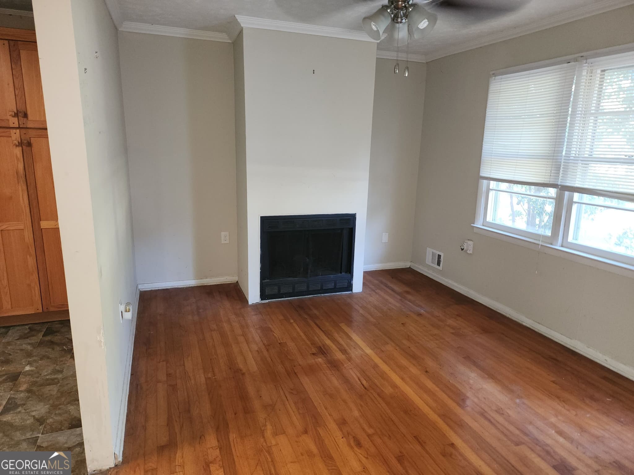 3 bedroom, 1.5 bathroom, 1,536 sq ft single family residence for sale at 337 Bruce Street, Loganville, GA 30052 — photo 3