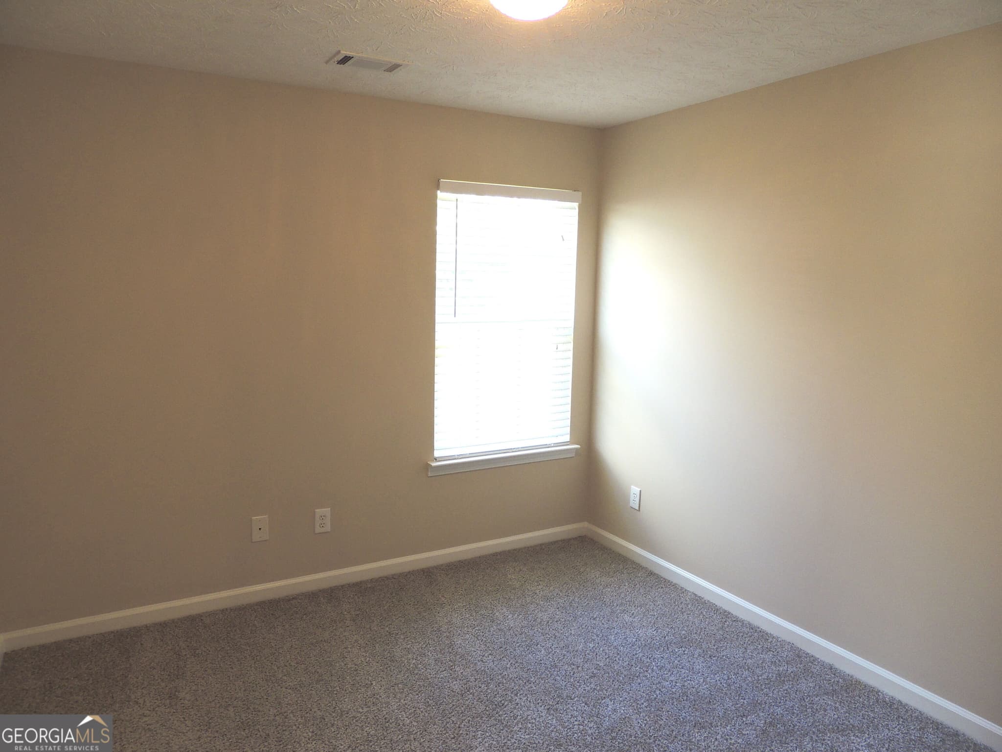 4 bedroom, 2 bathroom, 1,682 sq ft single family residence for sale at 3520 Imperial Hill Drive, Snellville, GA 30039 — photo 9