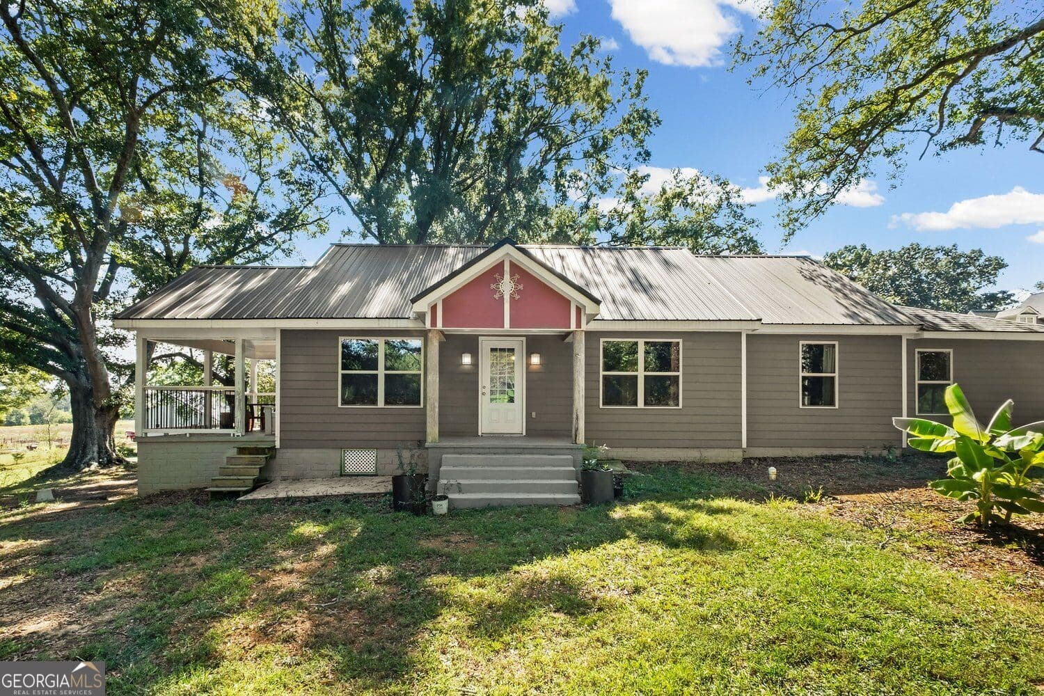 7 bedroom, 4 bathroom, 1,882 sq ft single family residence for sale at 210 Shaw Road, Adairsville, GA 30103 — photo 7
