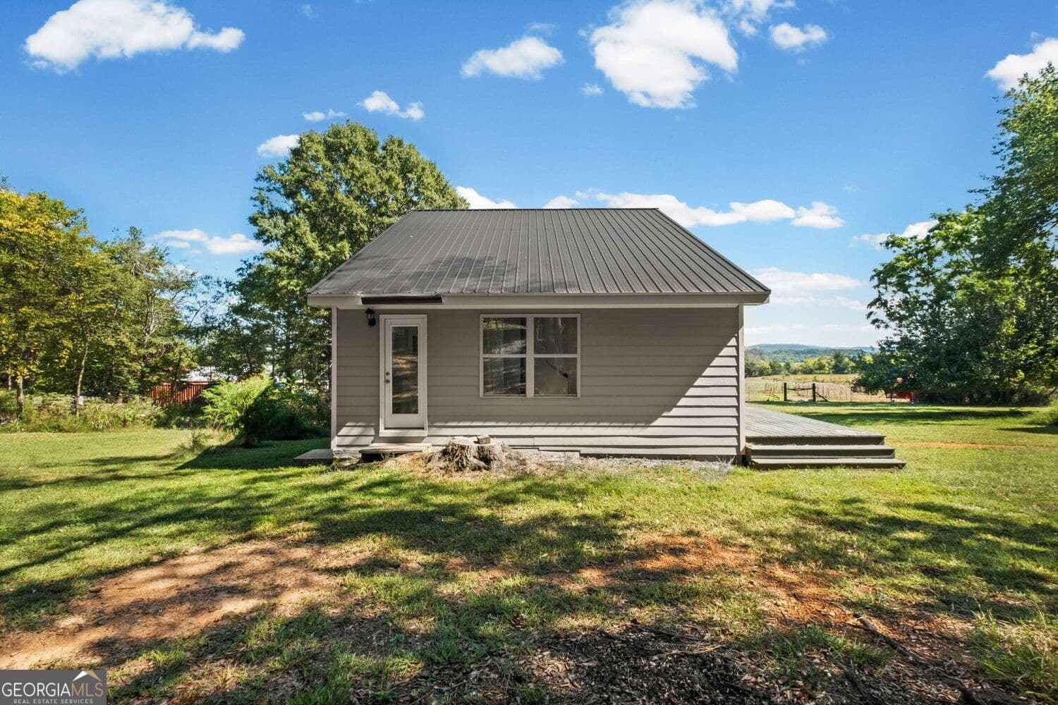 7 bedroom, 4 bathroom, 1,882 sq ft single family residence for sale at 210 Shaw Road, Adairsville, GA 30103 — photo 5