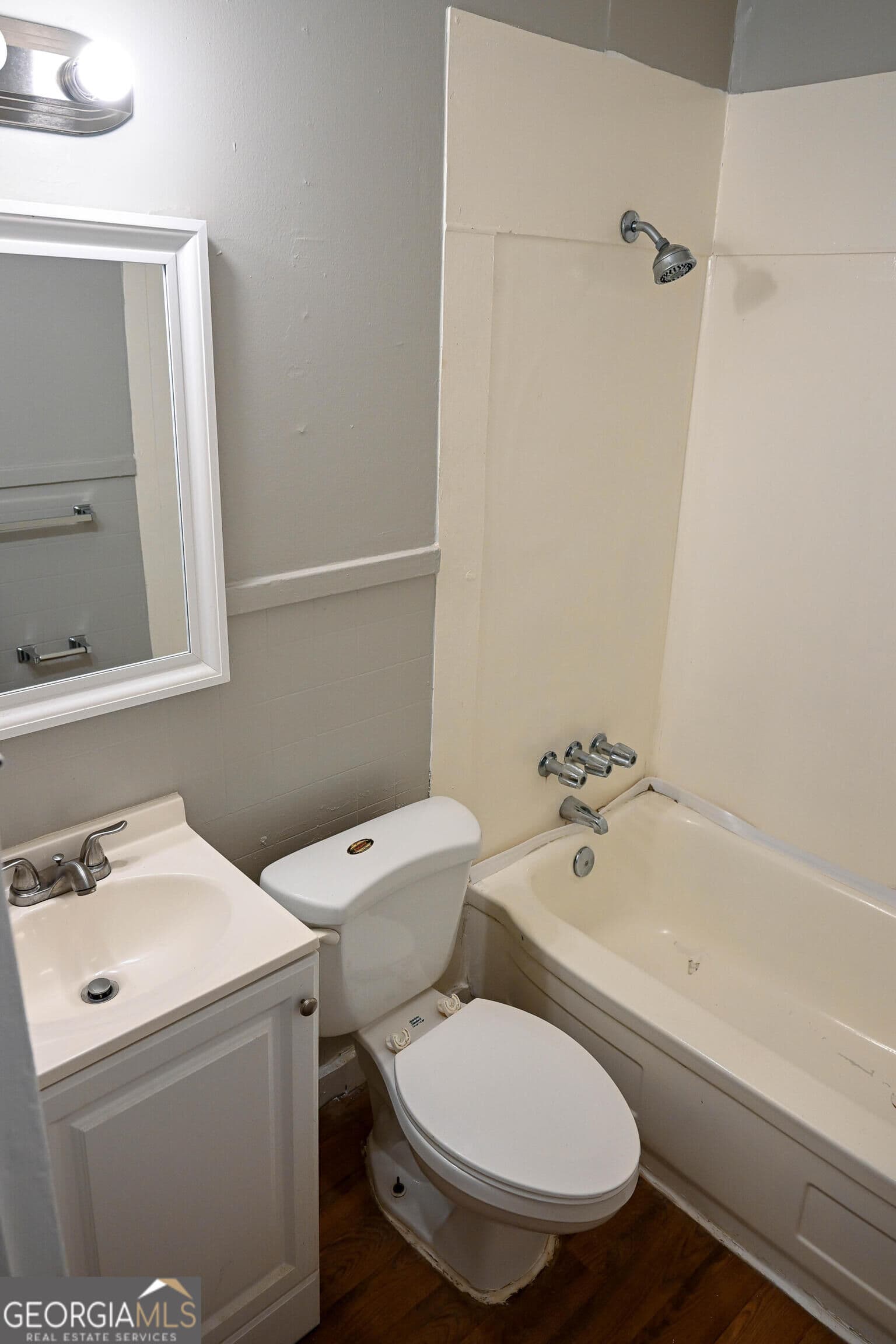 multi family,duplex for sale at 2413 Knox Drive, Valdosta, GA 31602 — photo 6