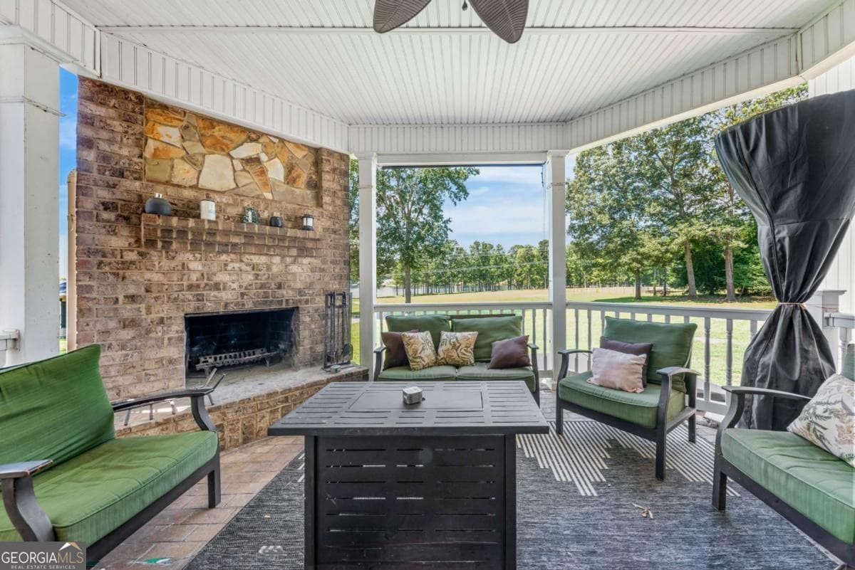 5 bedroom, 3.5 bathroom, 2,955 sq ft single family residence for sale at 138 SE Spurgeon Drive, Milledgeville, GA 31061 — photo 7