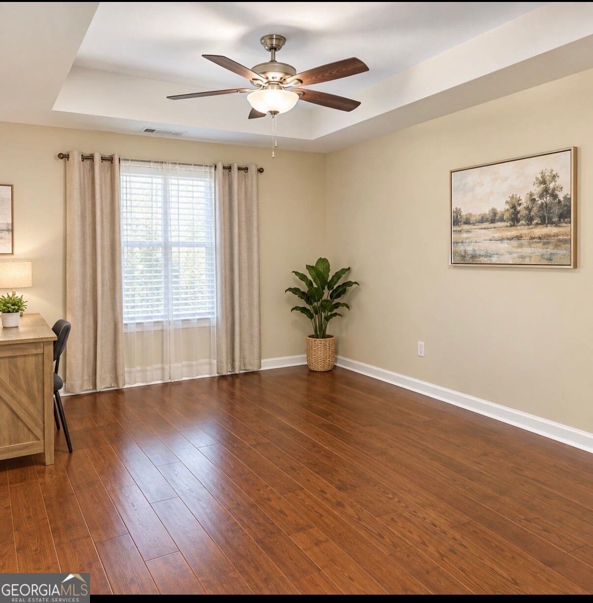 4 bedroom, 2.5 bathroom, 2,258 sq ft single family residence for sale at 930 New Hope Road, Atlanta, GA 30331 — photo 6