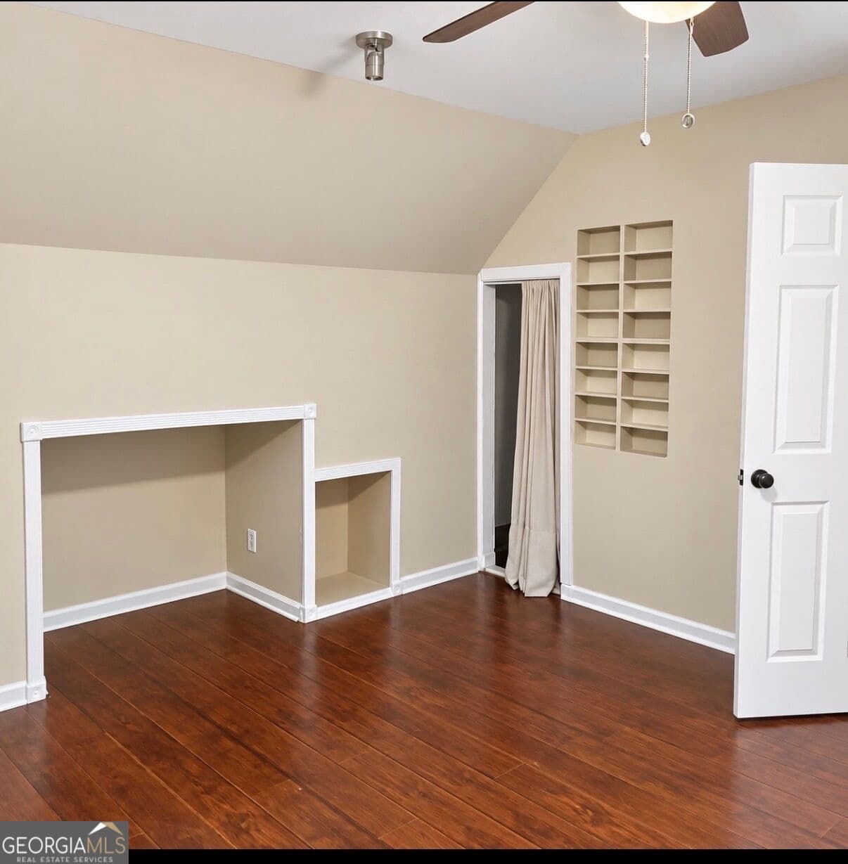 4 bedroom, 2.5 bathroom, 2,258 sq ft single family residence for sale at 930 New Hope Road, Atlanta, GA 30331 — photo 10