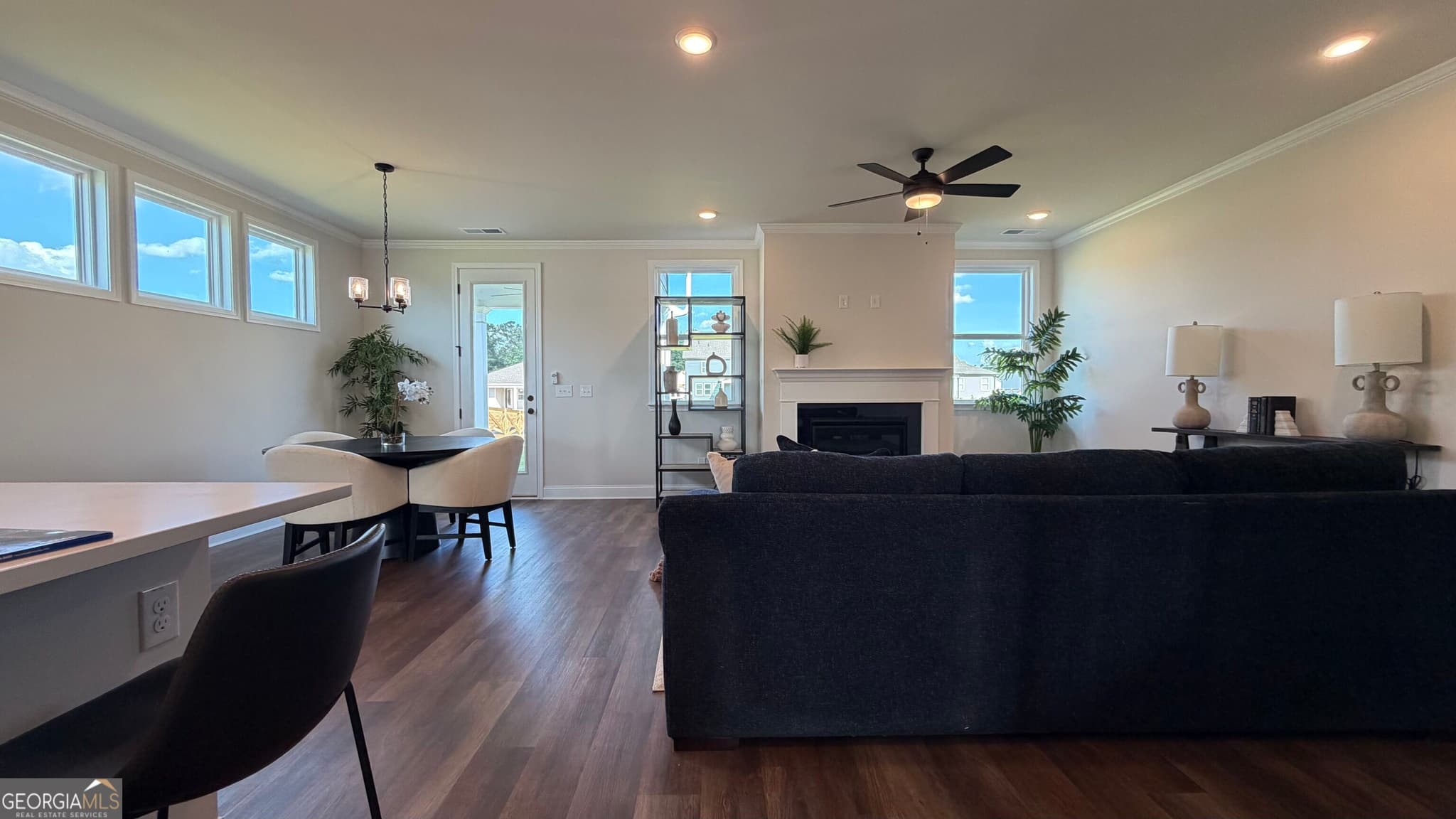 4 bedroom, 3.5 bathroom, 2,486 sq ft single family residence for sale at 551 Grand Wehunt Drive, Hoschton, GA 30548 — photo 3