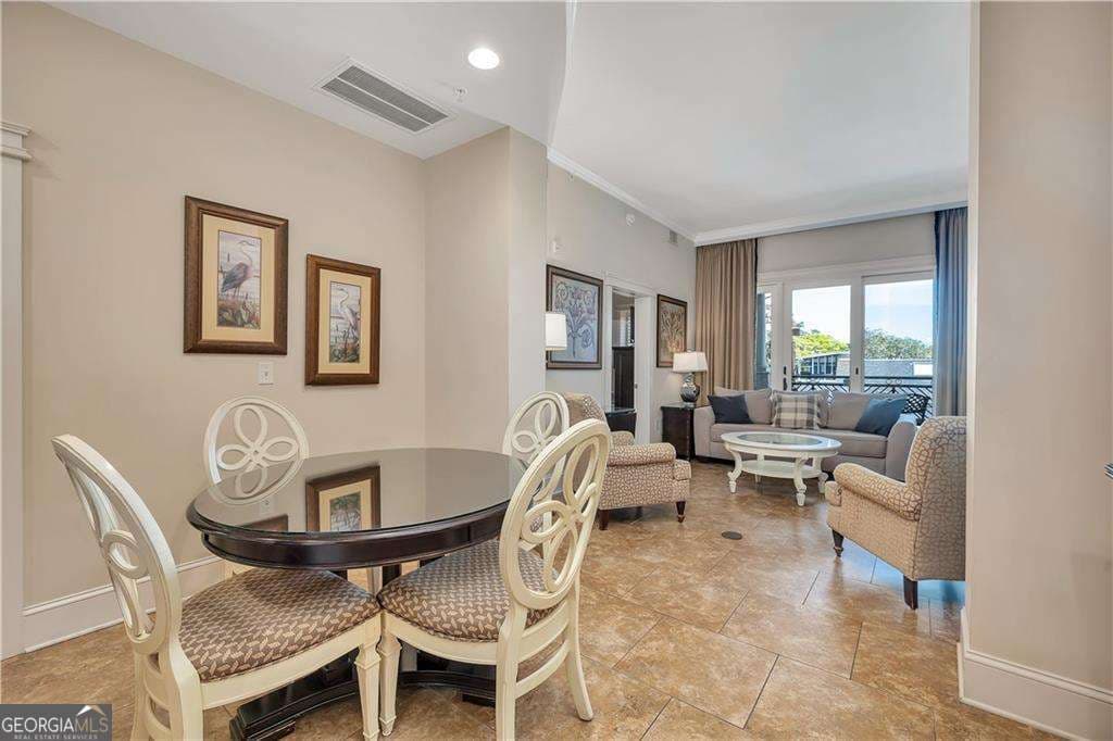 1 bedroom, 1 bathroom, 889 sq ft conversion for sale at 1015 Beachview Drive 205, St. Simons, GA 31522 — photo 4