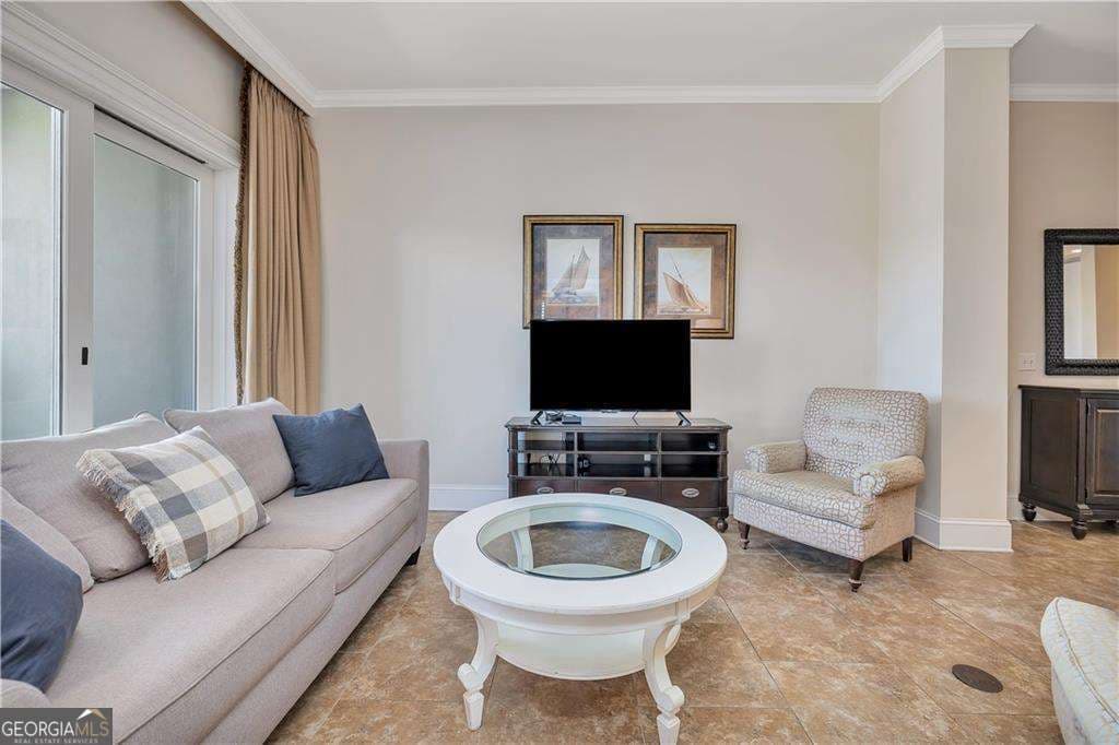 1 bedroom, 1 bathroom, 889 sq ft conversion for sale at 1015 Beachview Drive 205, St. Simons, GA 31522 — photo 8