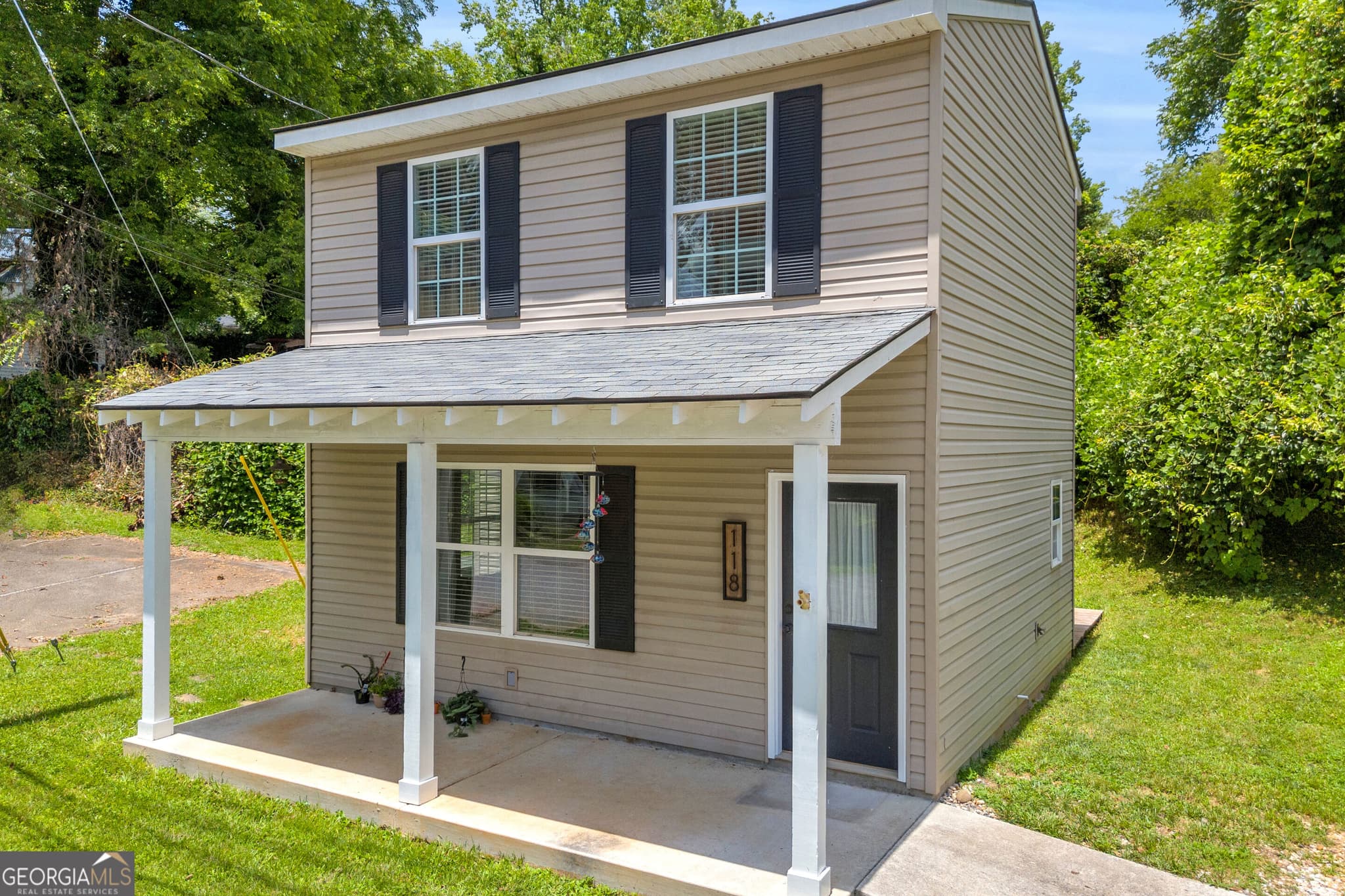 2 bedroom, 1.5 bathroom, 960 sq ft single family residence for sale at 118 Holley Street, Demorest, GA 30535 — photo 2