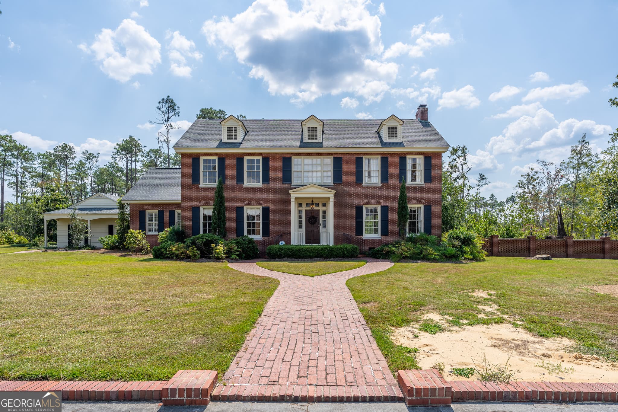 4 bedroom, 3.5 bathroom, 4,072 sq ft single family residence for sale at 1602 Ward Street Extension, Douglas, GA 31533
