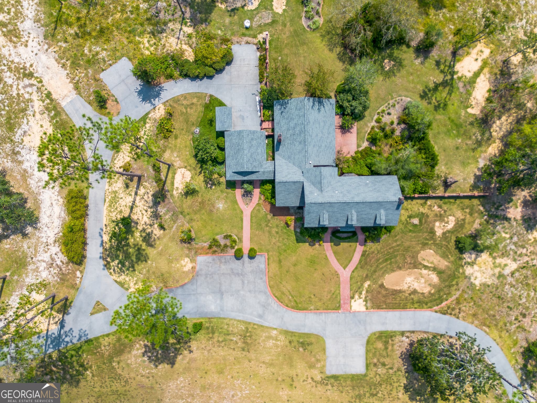 4 bedroom, 3.5 bathroom, 4,072 sq ft single family residence for sale at 1602 Ward Street Extension, Douglas, GA 31533 — photo 5