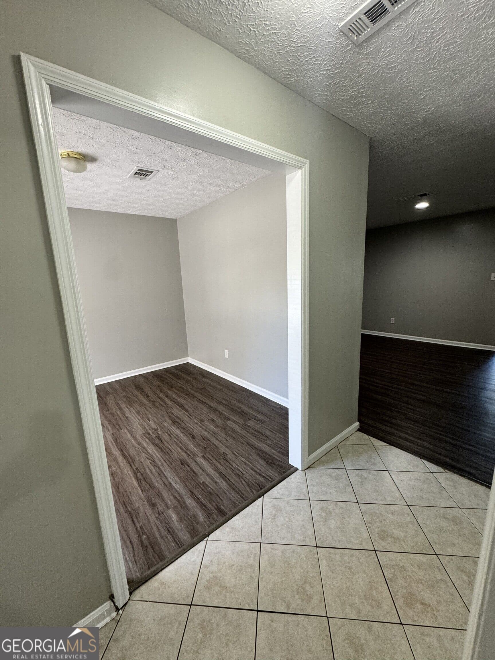 3 bedroom, 2 bathroom, 2,038 sq ft single family residence for sale at 113 Wimbish Lane, Bonaire, GA 31005 — photo 5