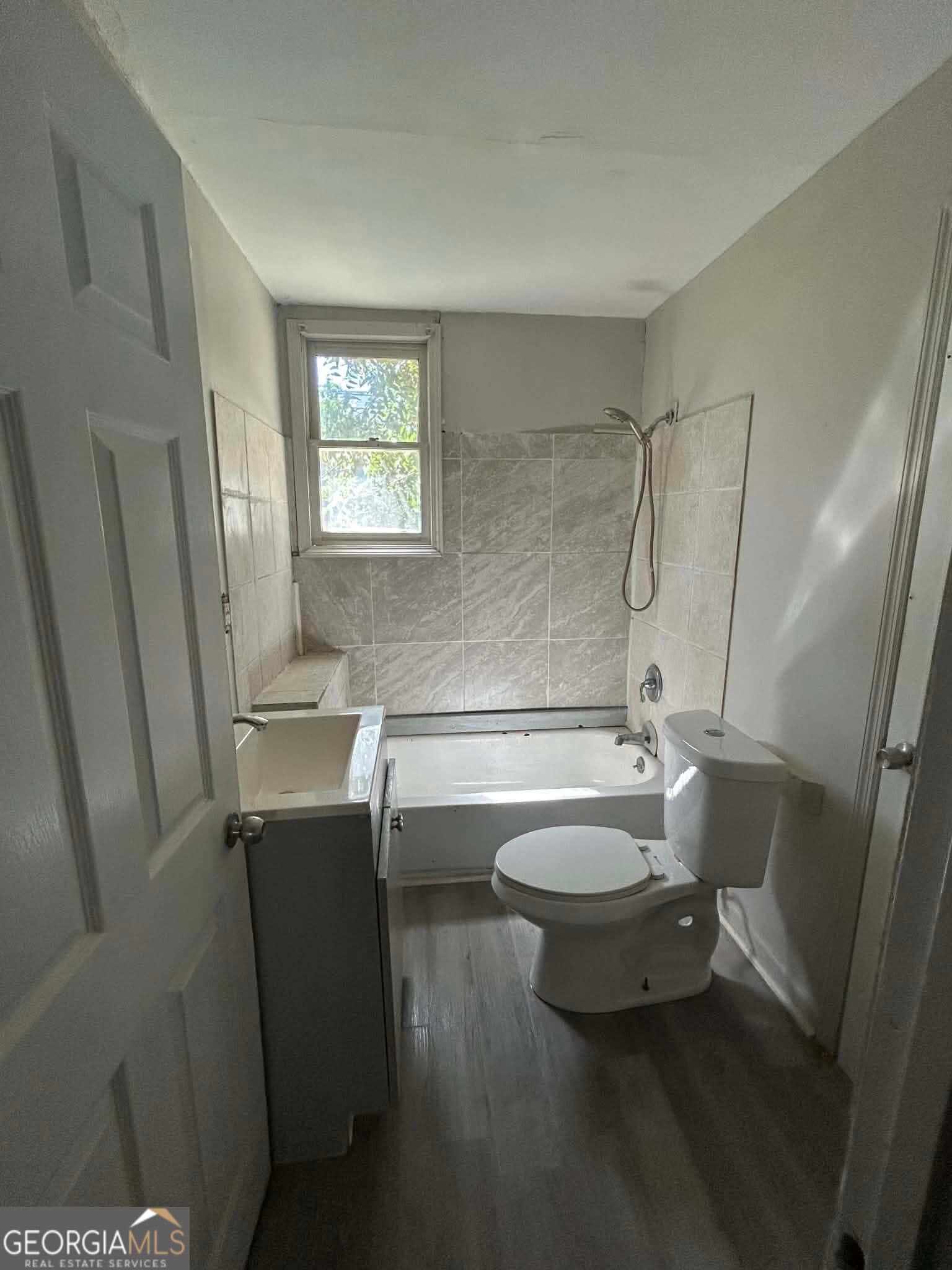 3 bedroom, 1 bathroom, 1,015 sq ft single family residence for sale at 285 Moughon Street, Macon, GA 31201 — photo 3