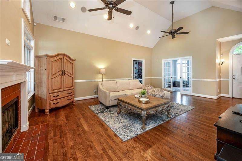 4 bedroom, 3.5 bathroom, 2,360 sq ft single family residence for sale at 1510 Pecan Plantation Court, Loganville, GA 30052 — photo 10