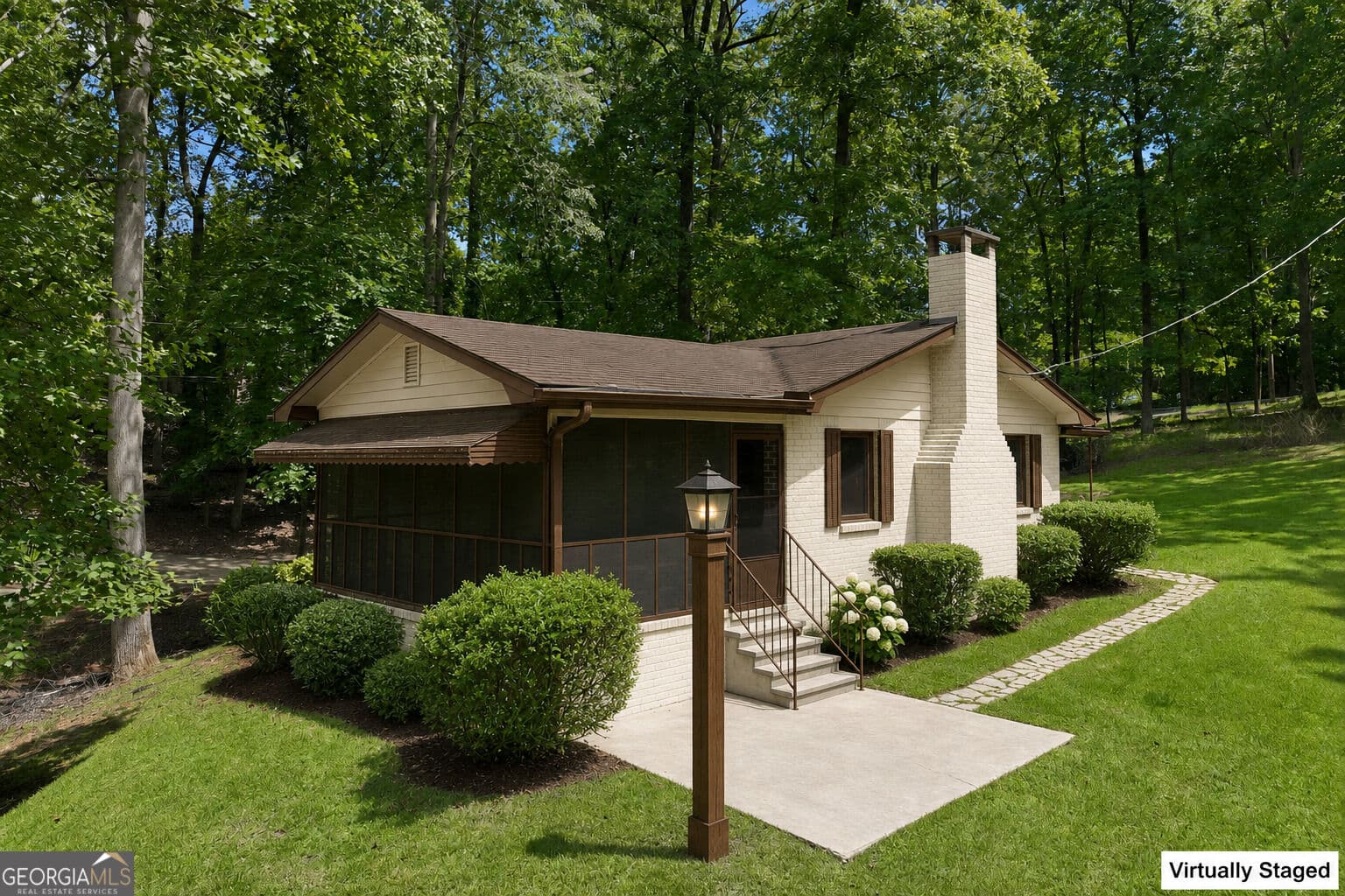 3 bedroom, 1 bathroom, 1,092 sq ft cabin,single family residence for sale at 6505A Julian Road, Gainesville, GA 30506 — photo 6