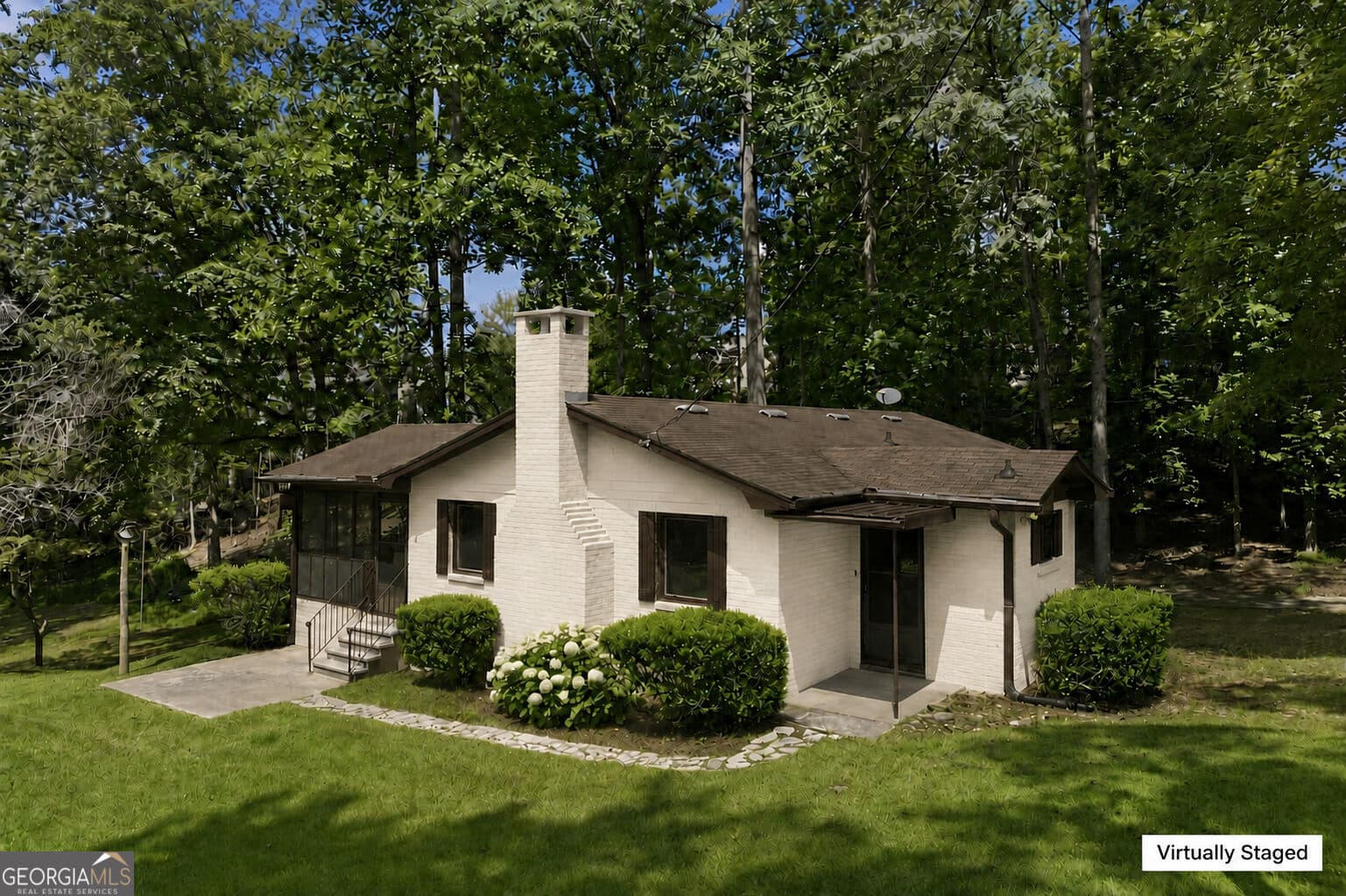 3 bedroom, 1 bathroom, 1,092 sq ft cabin,single family residence for sale at 6505A Julian Road, Gainesville, GA 30506 — photo 4